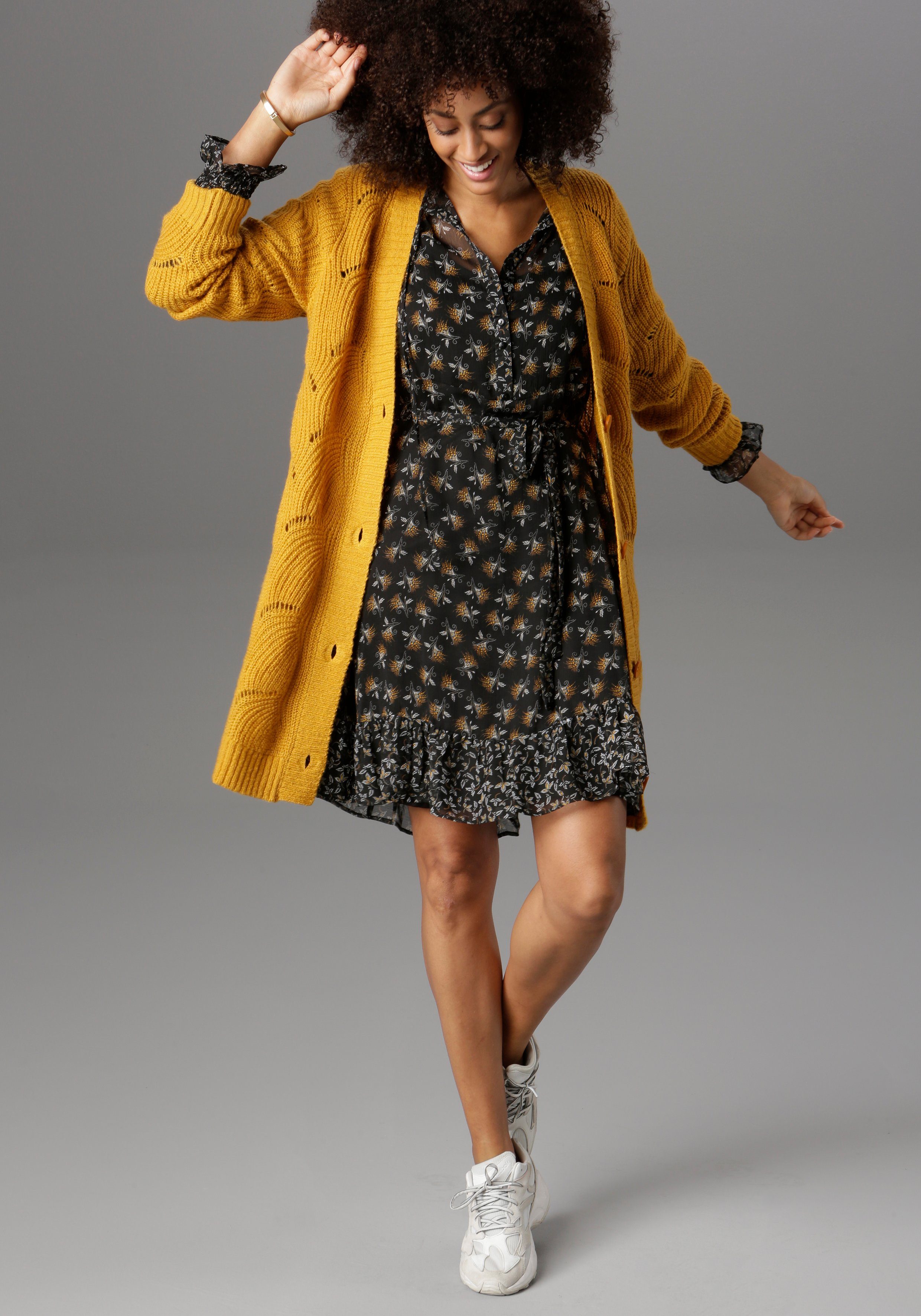 Aniston SELECTED Longstrickjacke mit Lochstrick-Muster günstig online kaufen