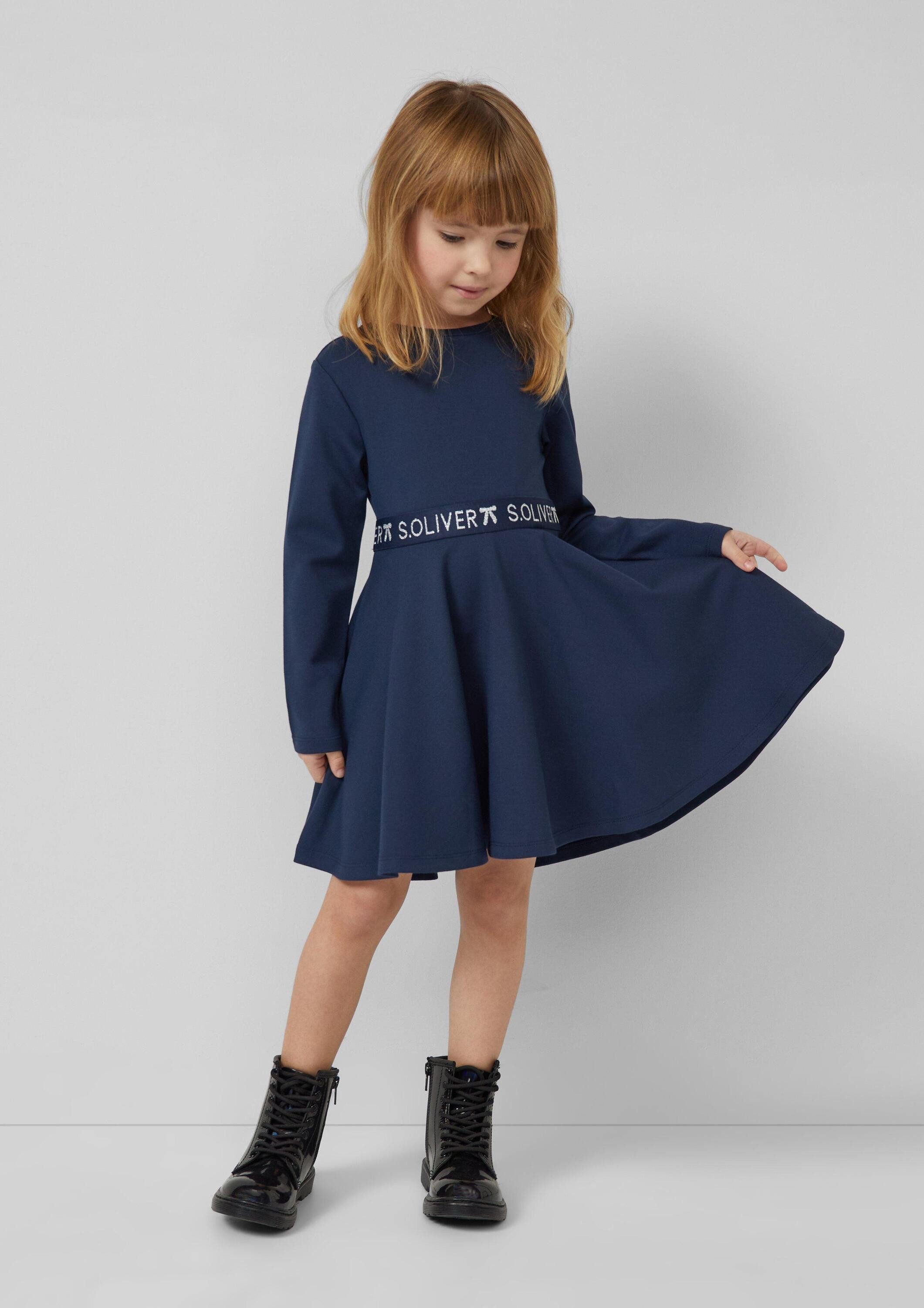 s.Oliver Midikleid Kleid Kurzes Interlock-Kleid mit Logo-Glitzer-Tape