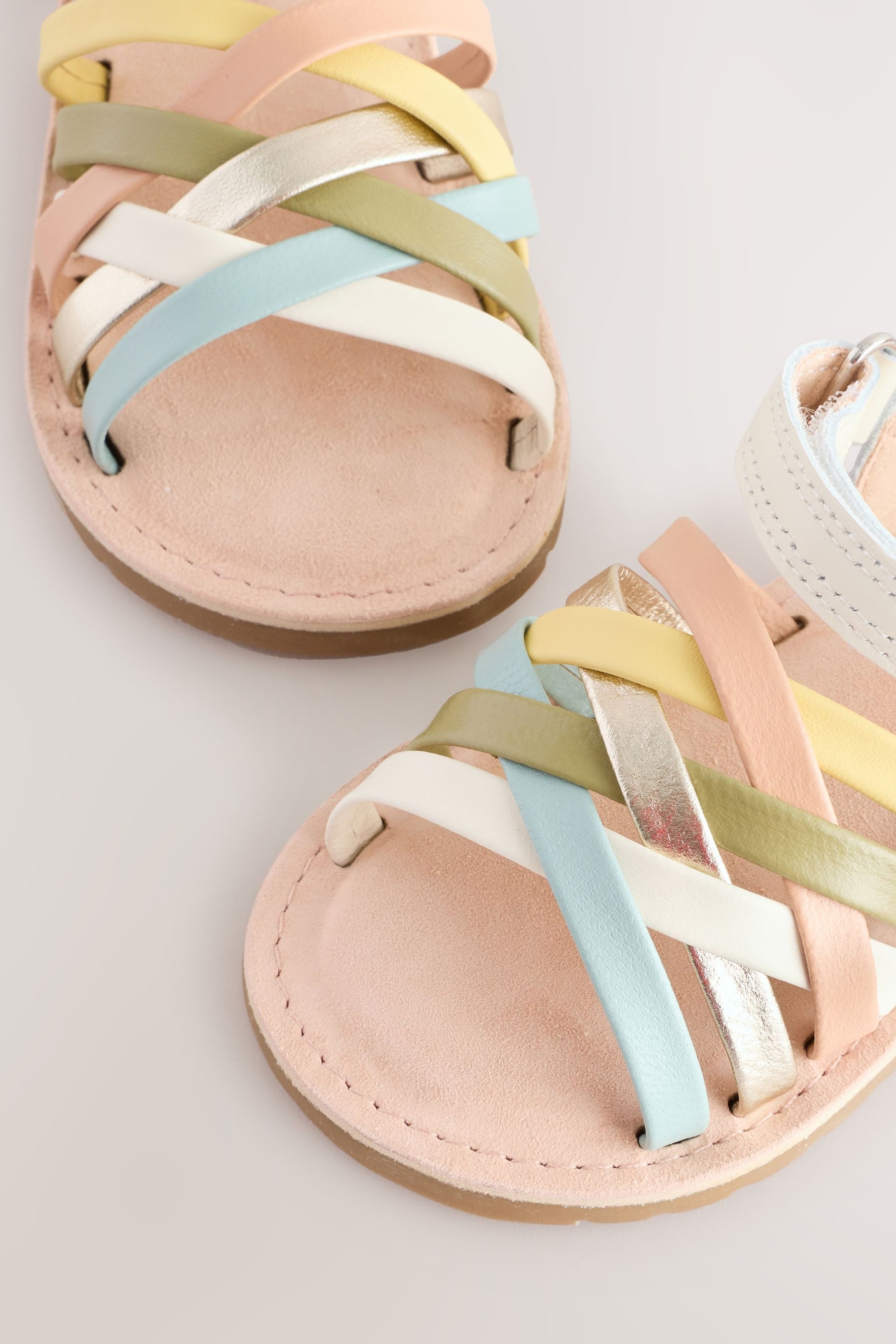 Next Sandalen mit mehreren Riemen Sandale (1-tlg)
