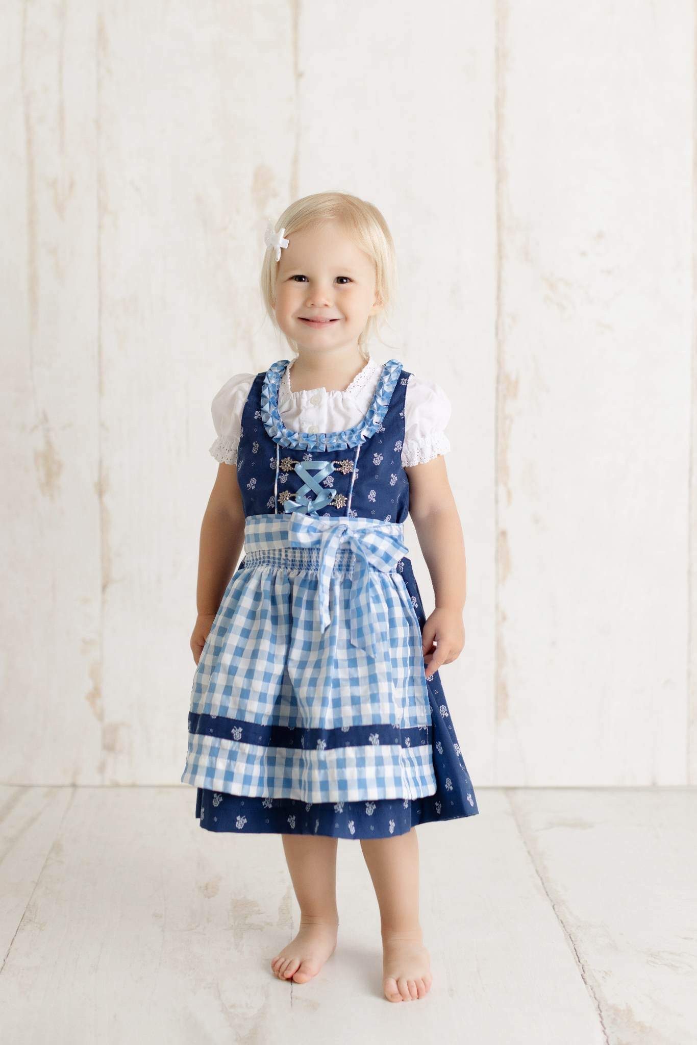 Ramona Lippert Dirndl Kinderdirndl Chrissi blau mit Bluse Mädchen – Bild 5 von 5