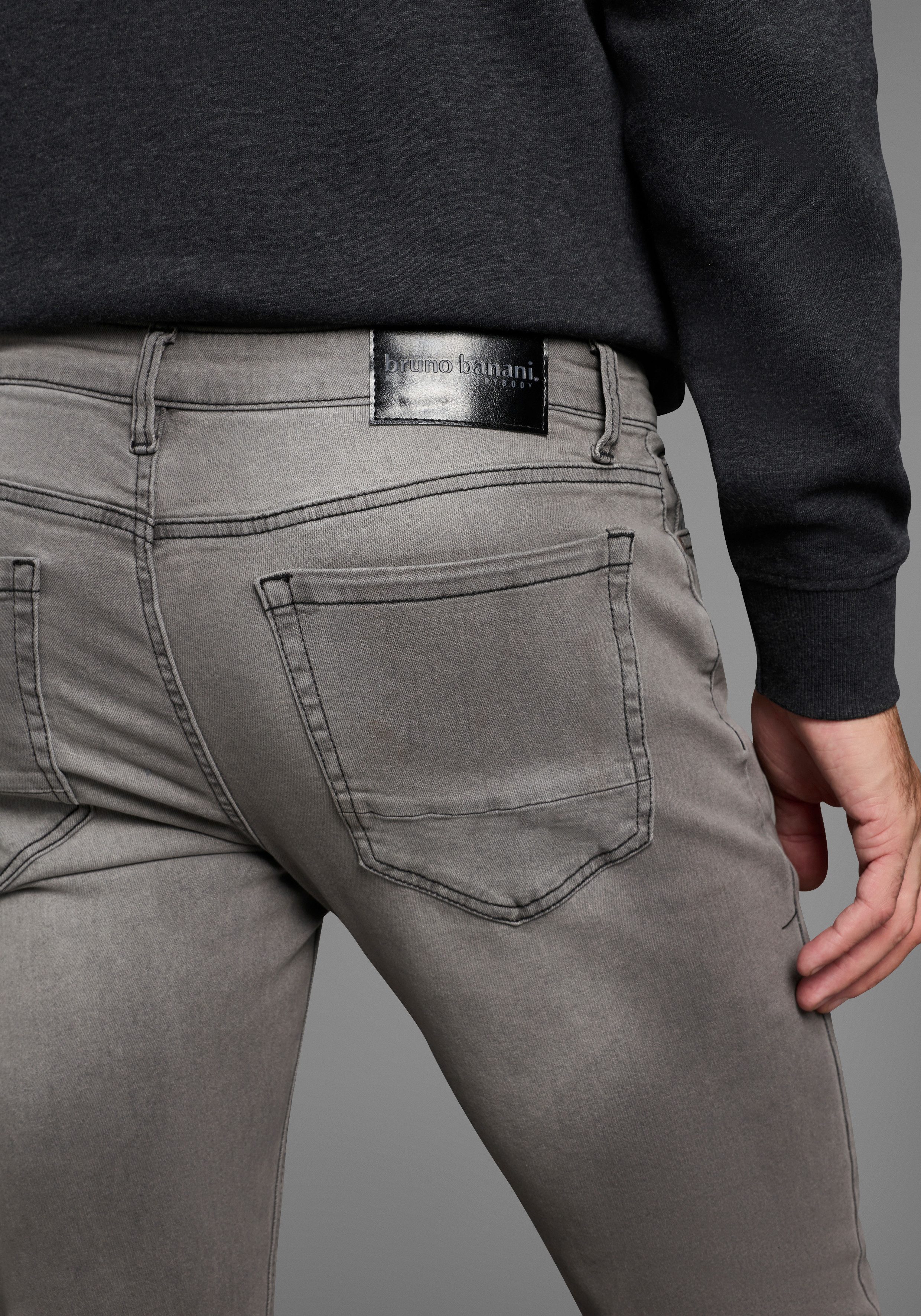 Bruno Banani Straight-Jeans Hutch gerade geschnittenes Bein, niedrige Leibhöhe, reguläre Passform