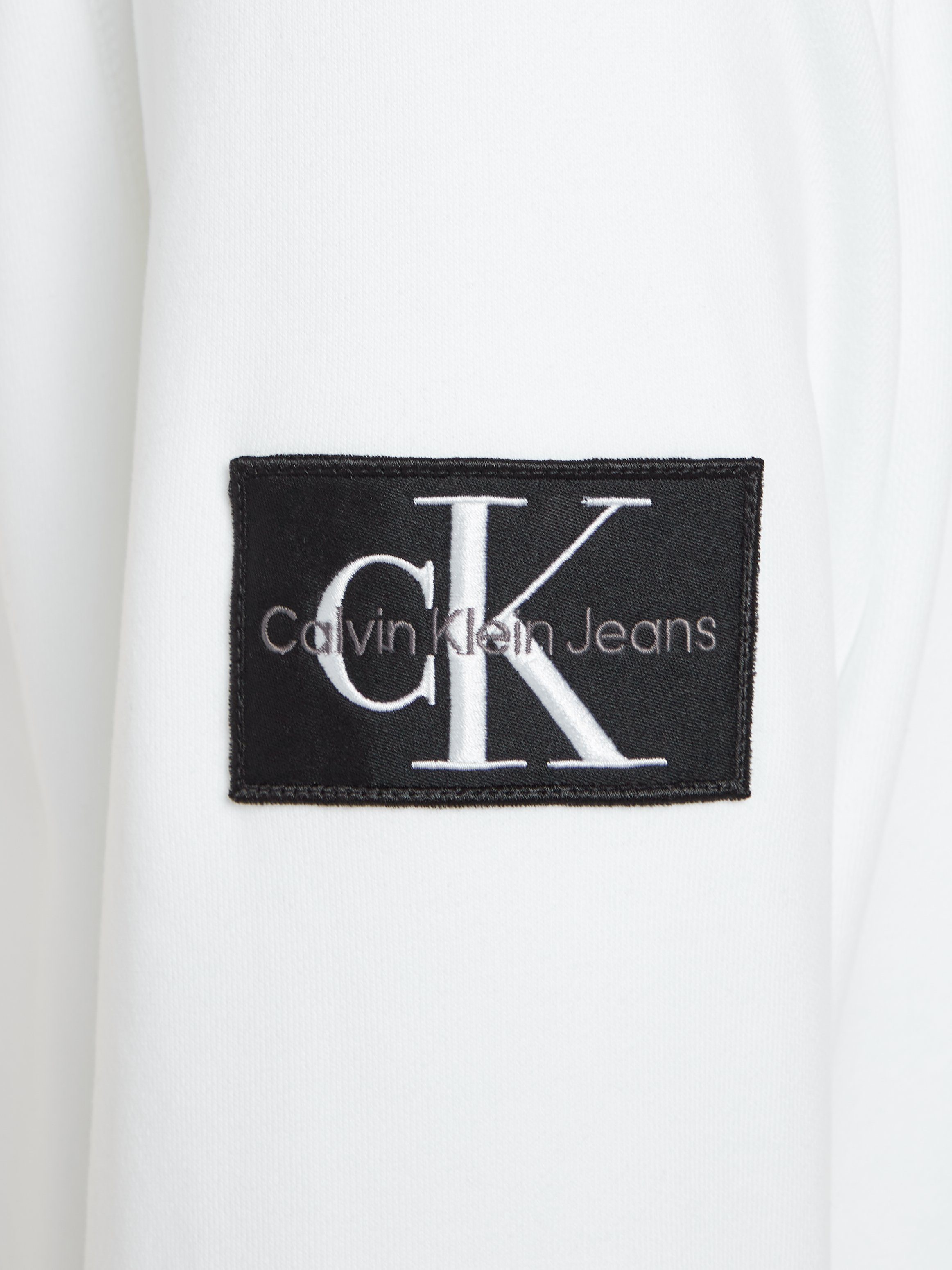 Logopatch Sweatshirt Jeans mit Klein NECK weiß CREW Calvin BADGE