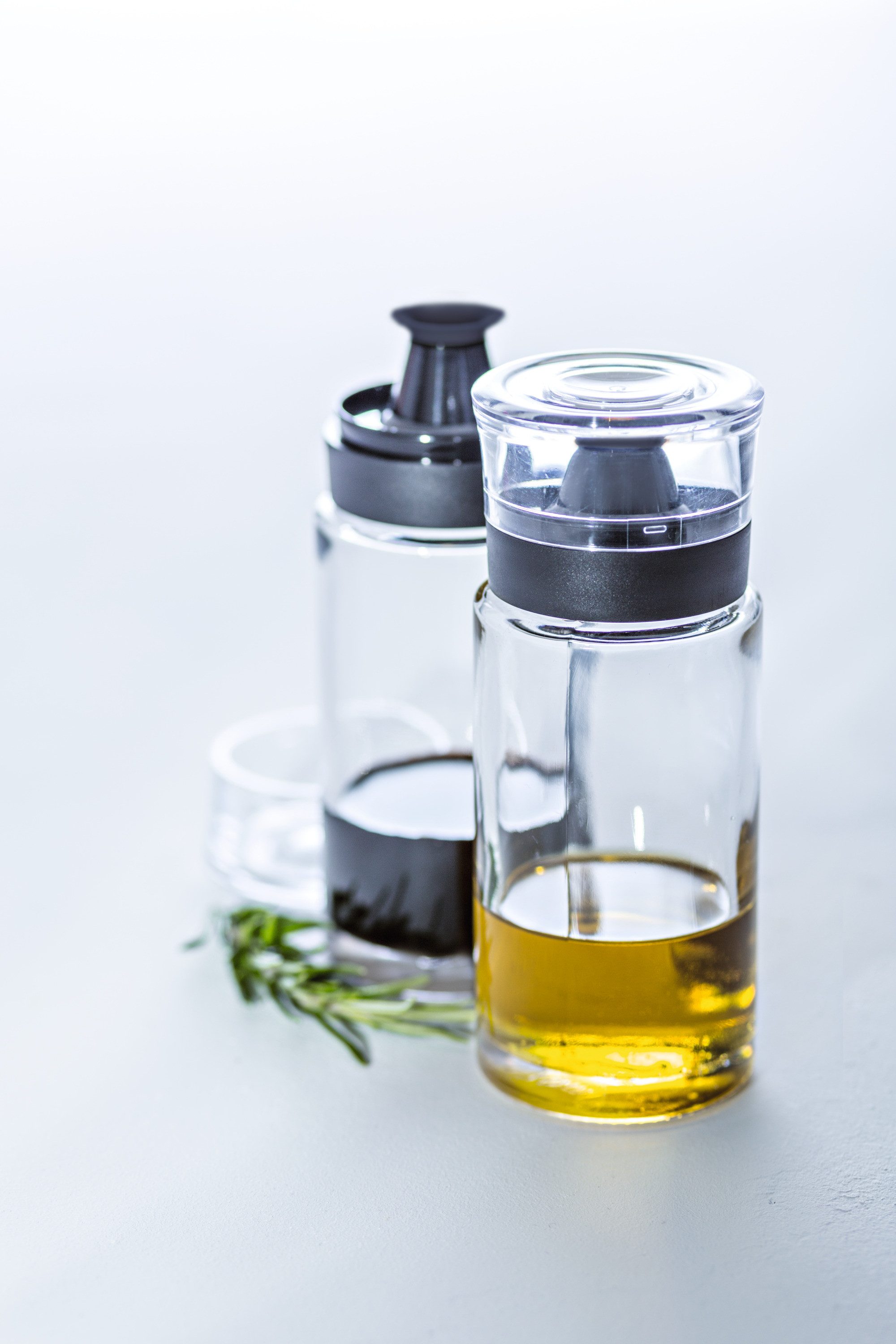 LEONARDO Menage-Set Öl- und Essigspender CUCINA, (Set, 2-tlg), Essig- und Ölflaschen-Set aus Glas, spülmaschinengeeignet