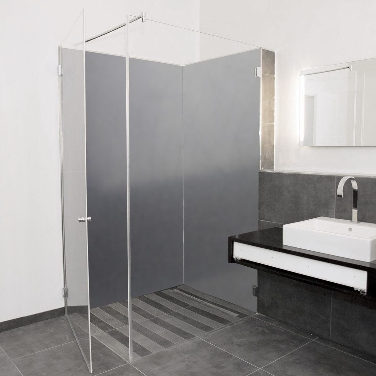 AYLO Duschrückwand, (für Ecken, Einfache Bearbeitung und schnelle Montage vor Ort), kratzfest, farbstabil, wärmeverformbar, langlebig und formbeständig