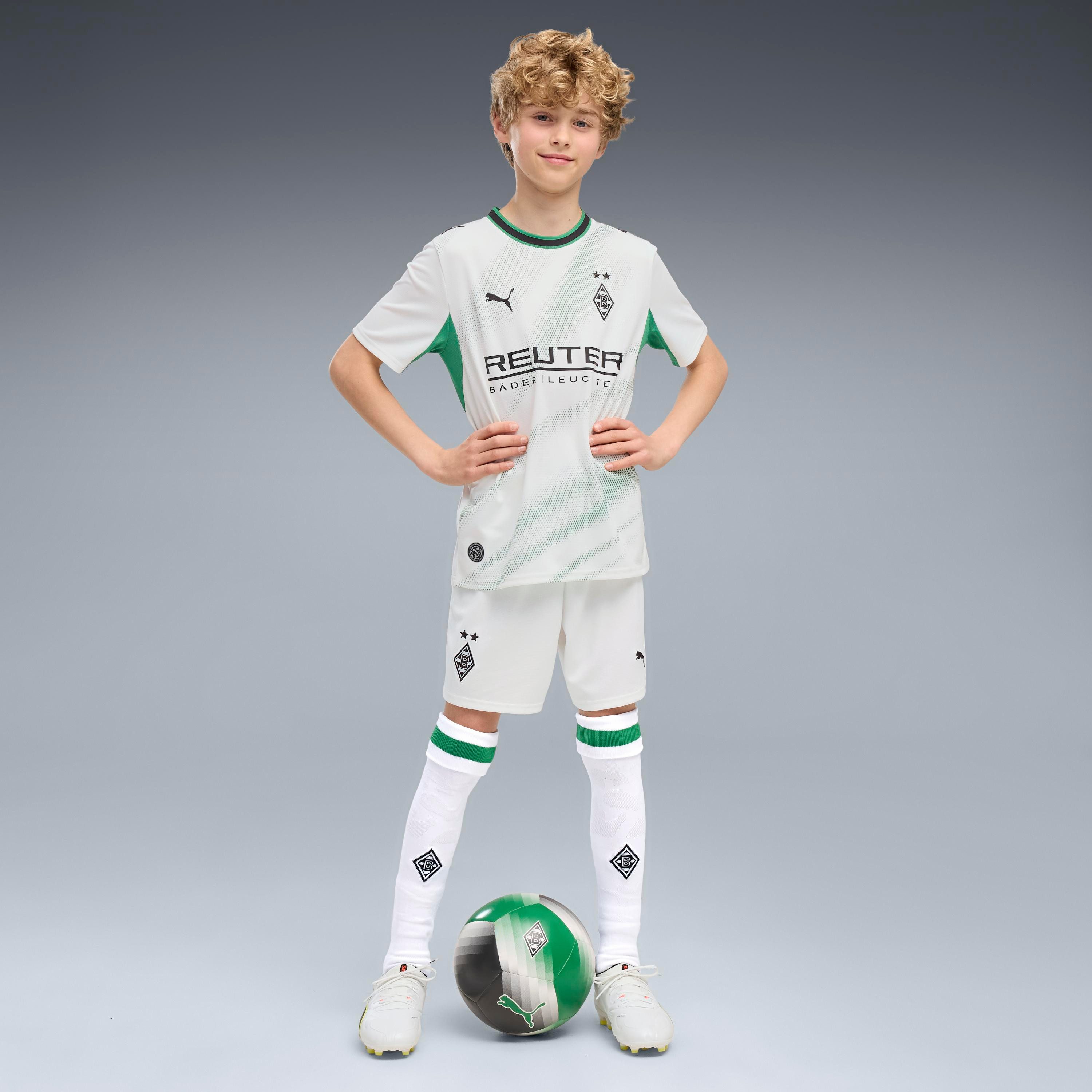 PUMA Trainingsshorts BMG SHORTS REPLICA JR Regular Fit, für Jugendliche, für sportliche Aktivitäten – Bild 3 von 5