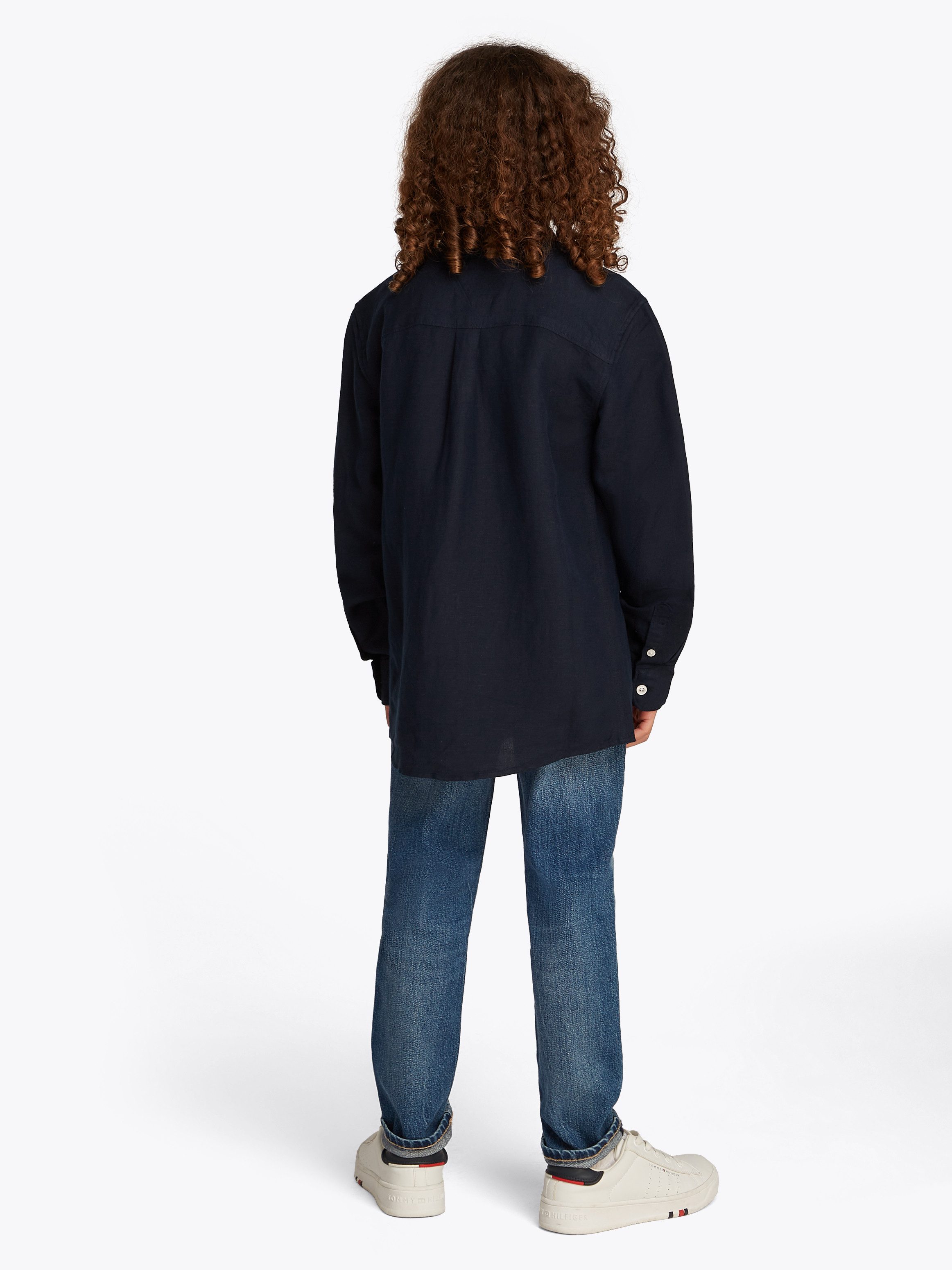 Tommy Hilfiger Langarmhemd LINEN BLEND RELAXED SHIRT LS mit Brusttasche, Logostickerei – Bild 5 von 5