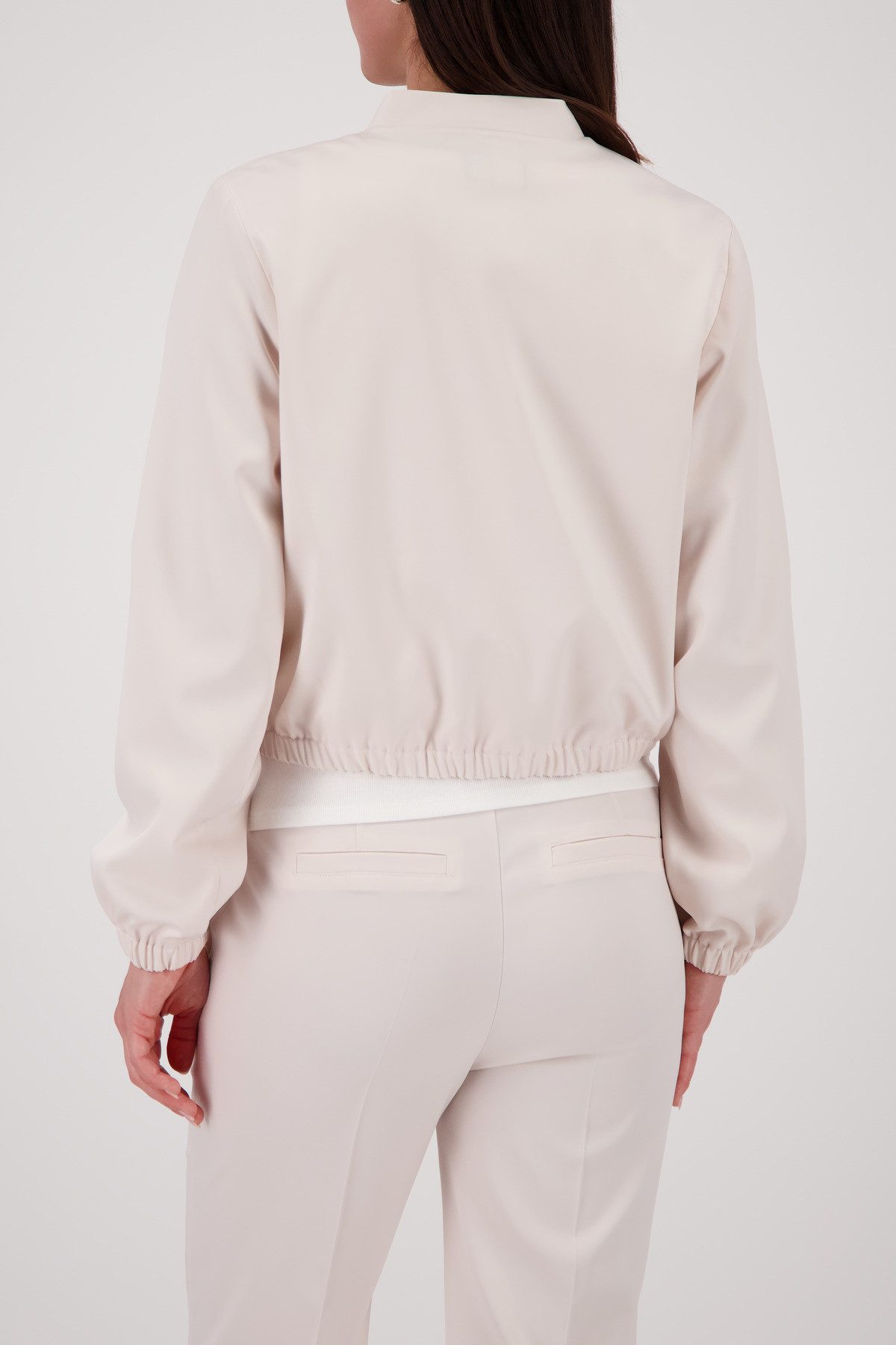 Monari Cargojacke Jacke Satin Cargo Regular fit mit Stehkragen