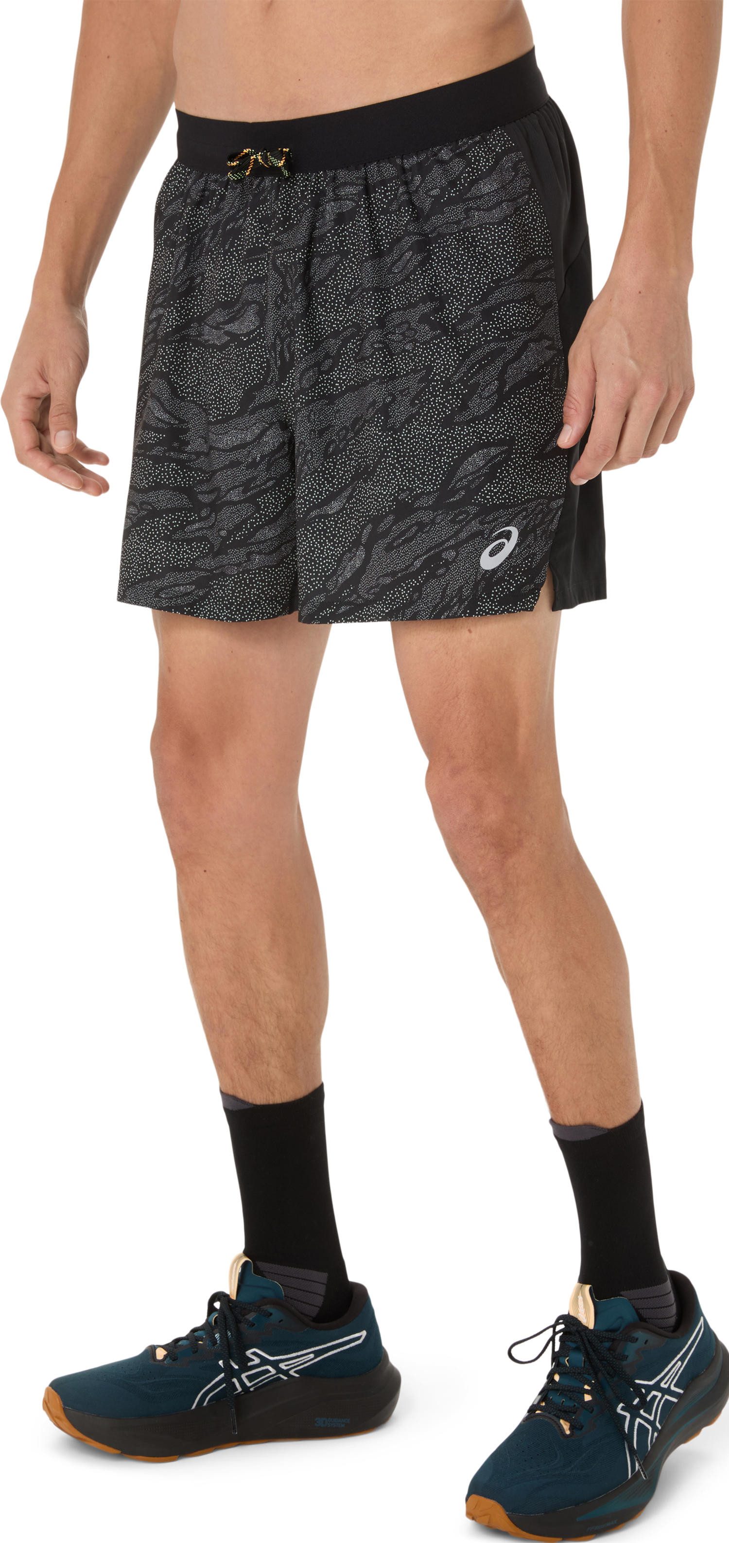 Asics Laufshorts FUJITRAIL ALL OVER PRINT 5IN SHORT