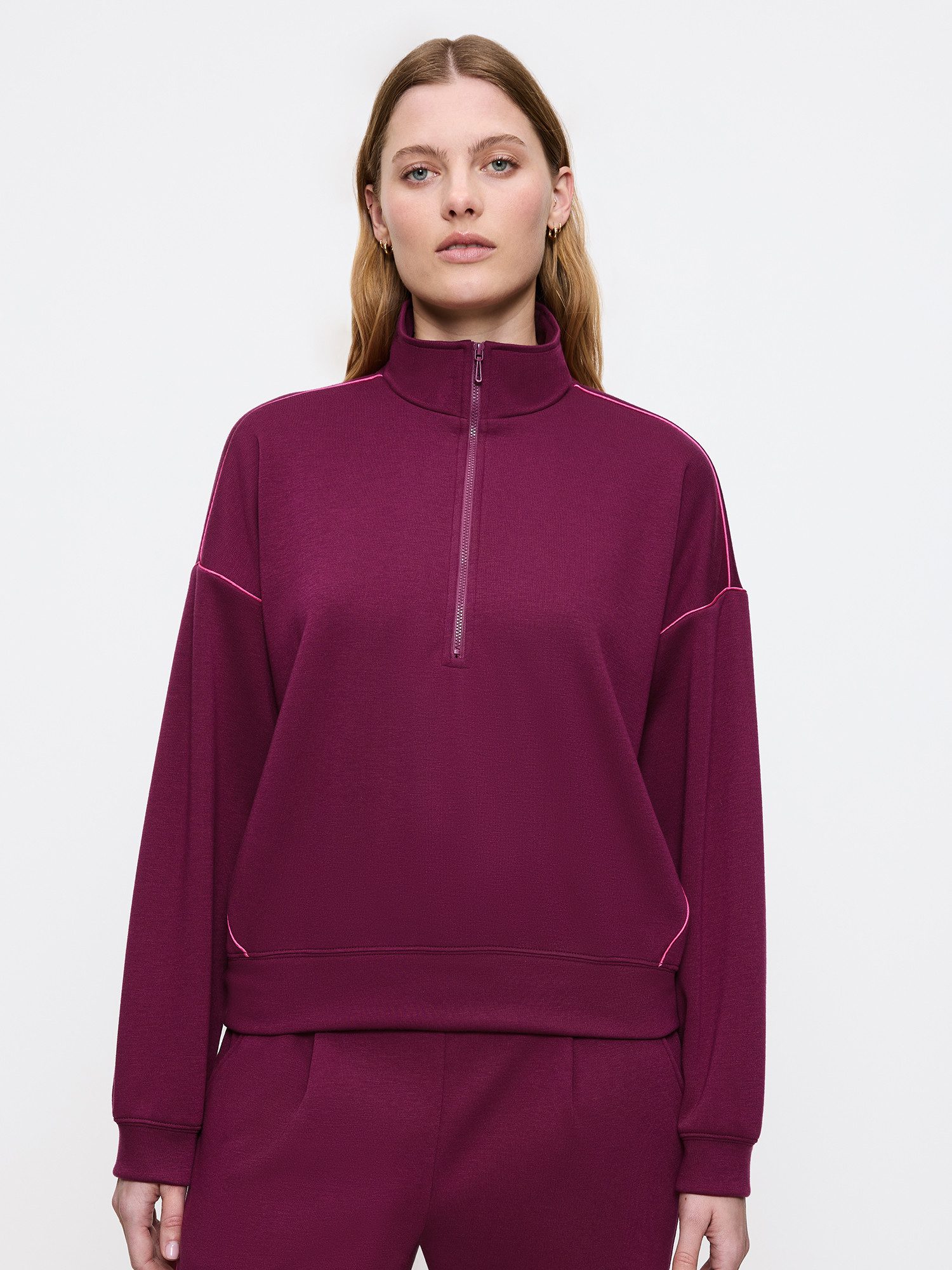 Triumph Sweatshirt MyWear Lounge Sweater weiches Innenmaterial - Stehkragen - Reißverschluss