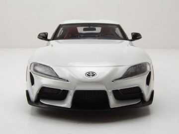 Solido Modellauto Toyota Supra GR 2023 weiß Modellauto 1:18 Solido, Maßstab 1:18