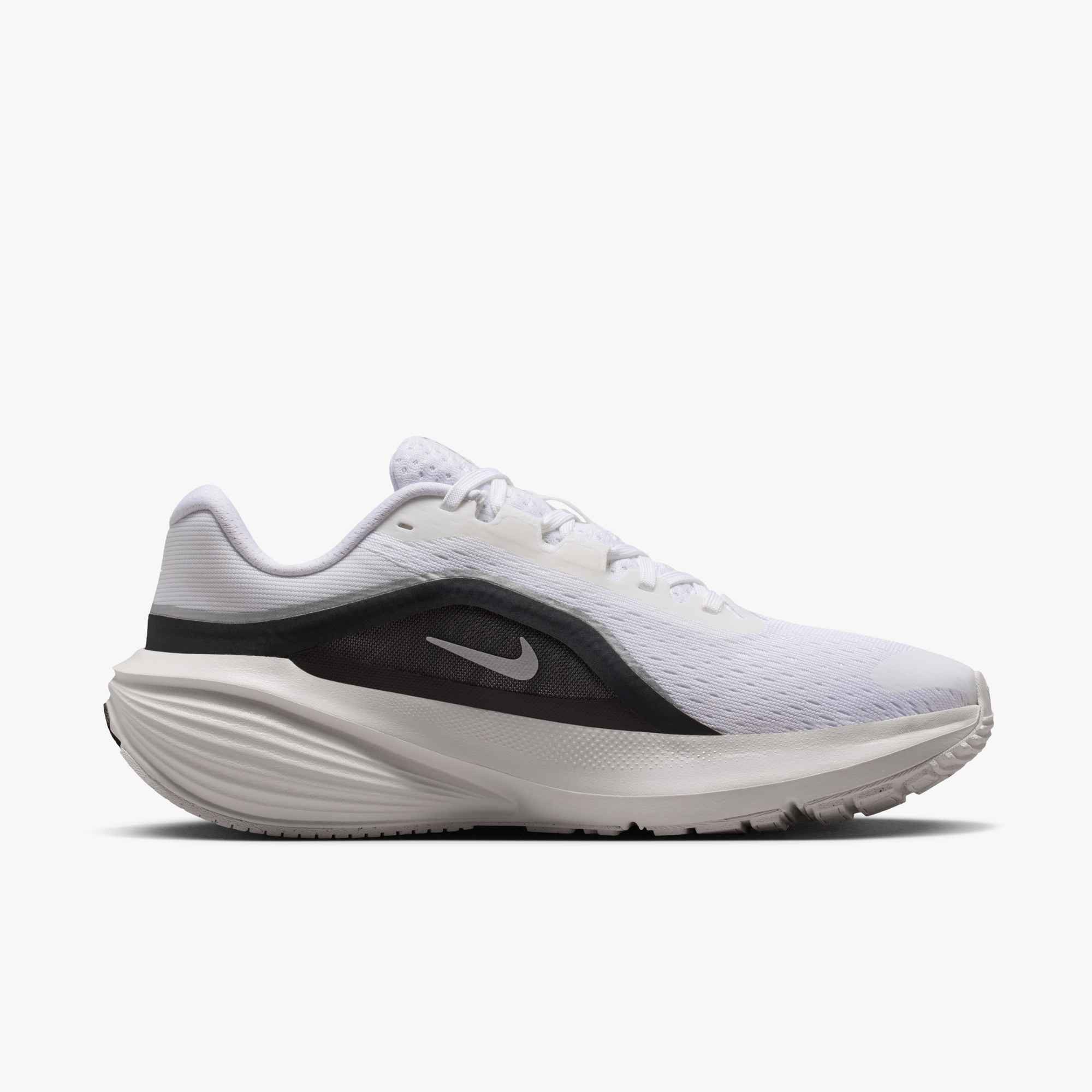 Nike Downshifter 14 Laufschuh mit erhöhter Dämpfung in der Mittelsohle