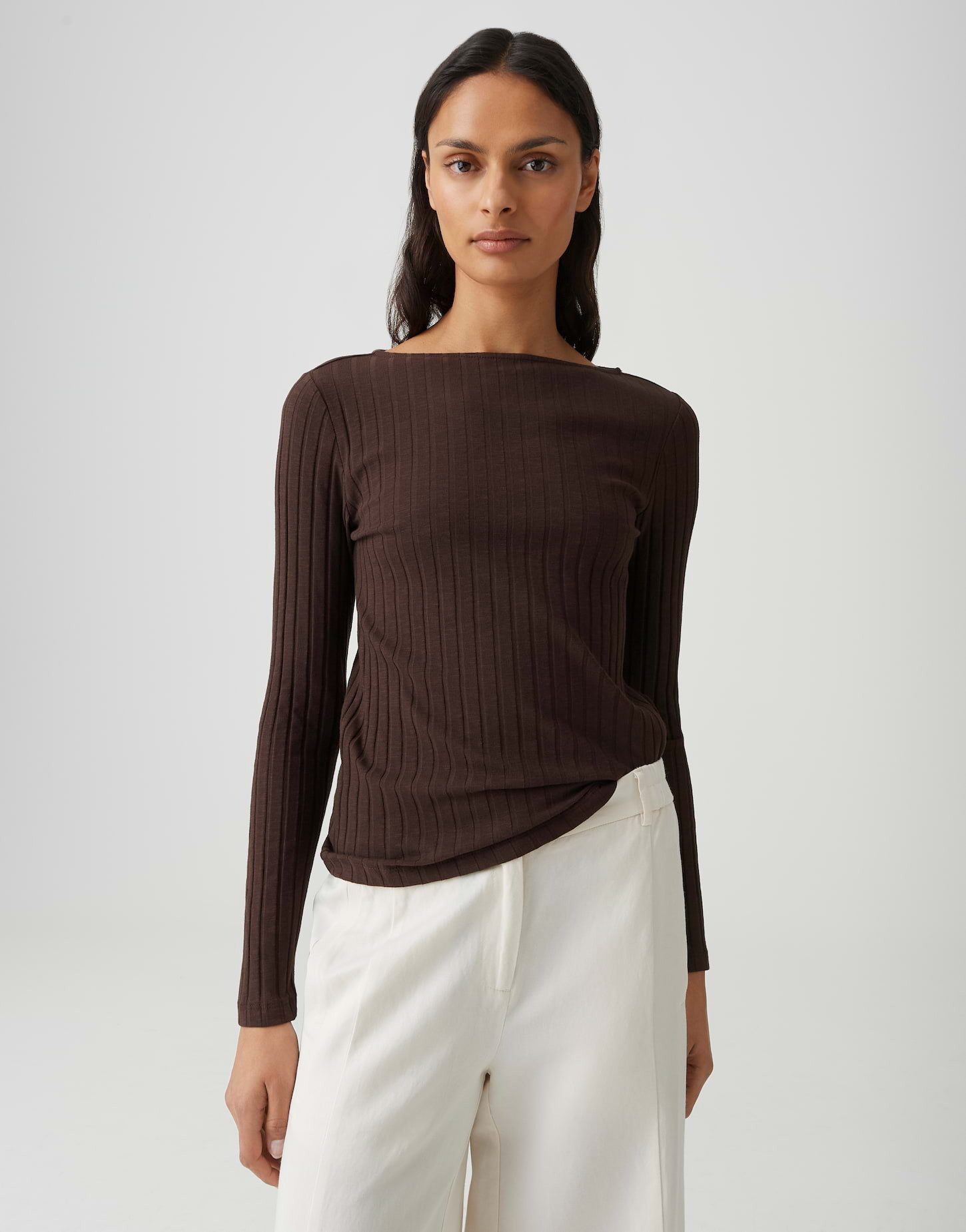 OPUS Langarmshirt SOVKE aus Baumwoll Mix figurbetont geschnitten, U-Boot-Ausschnitt, Rippstruktur