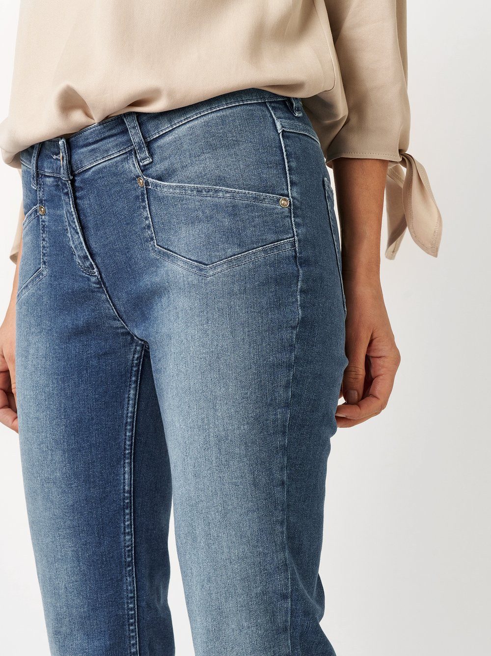 TONI Bootcut-Jeans Perfect Shape mit Taschen