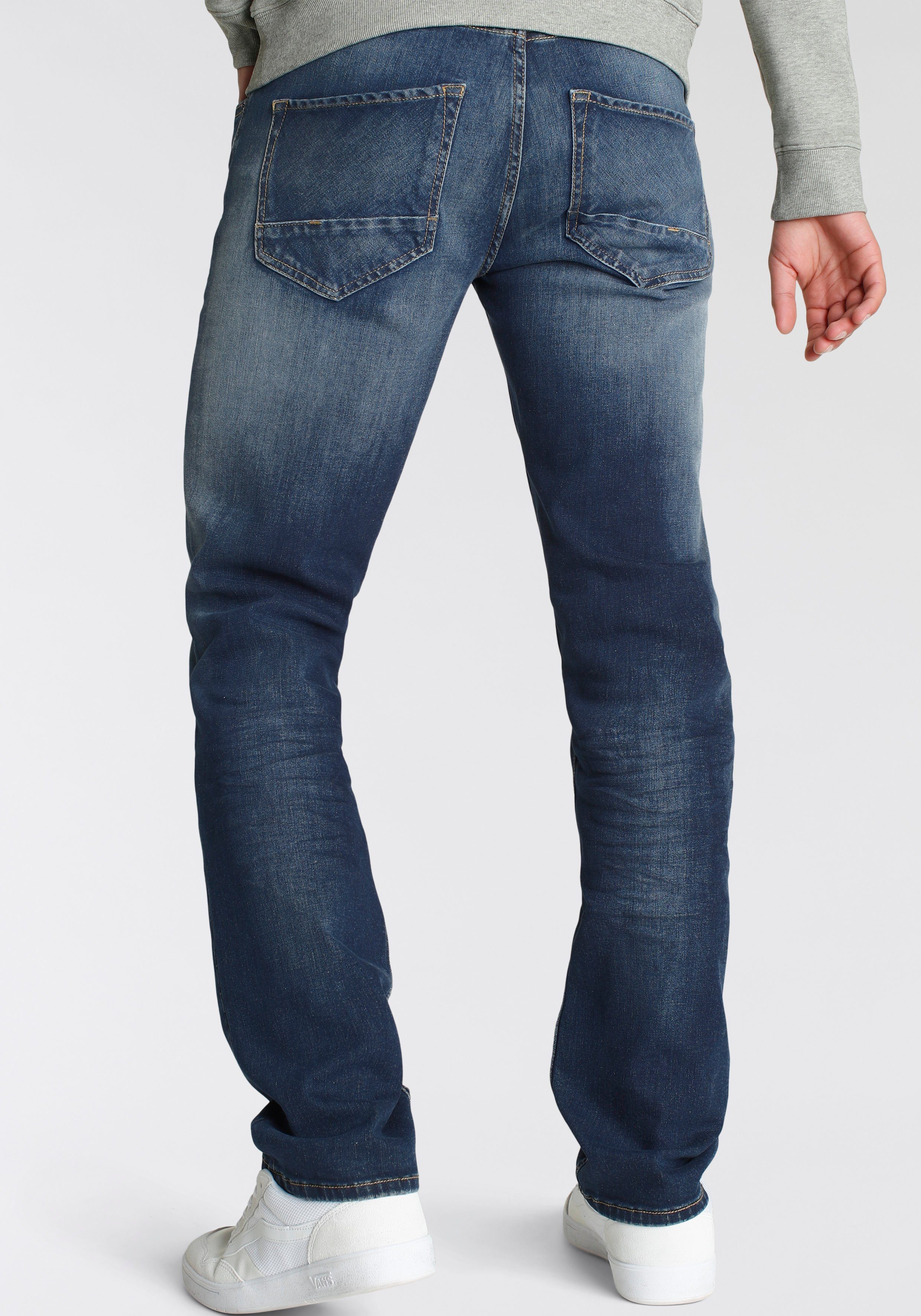 dark blue Straight-Jeans Kickin wassersparende & Ökologische, durch Alife Wash AlanAK Ozon Produktion