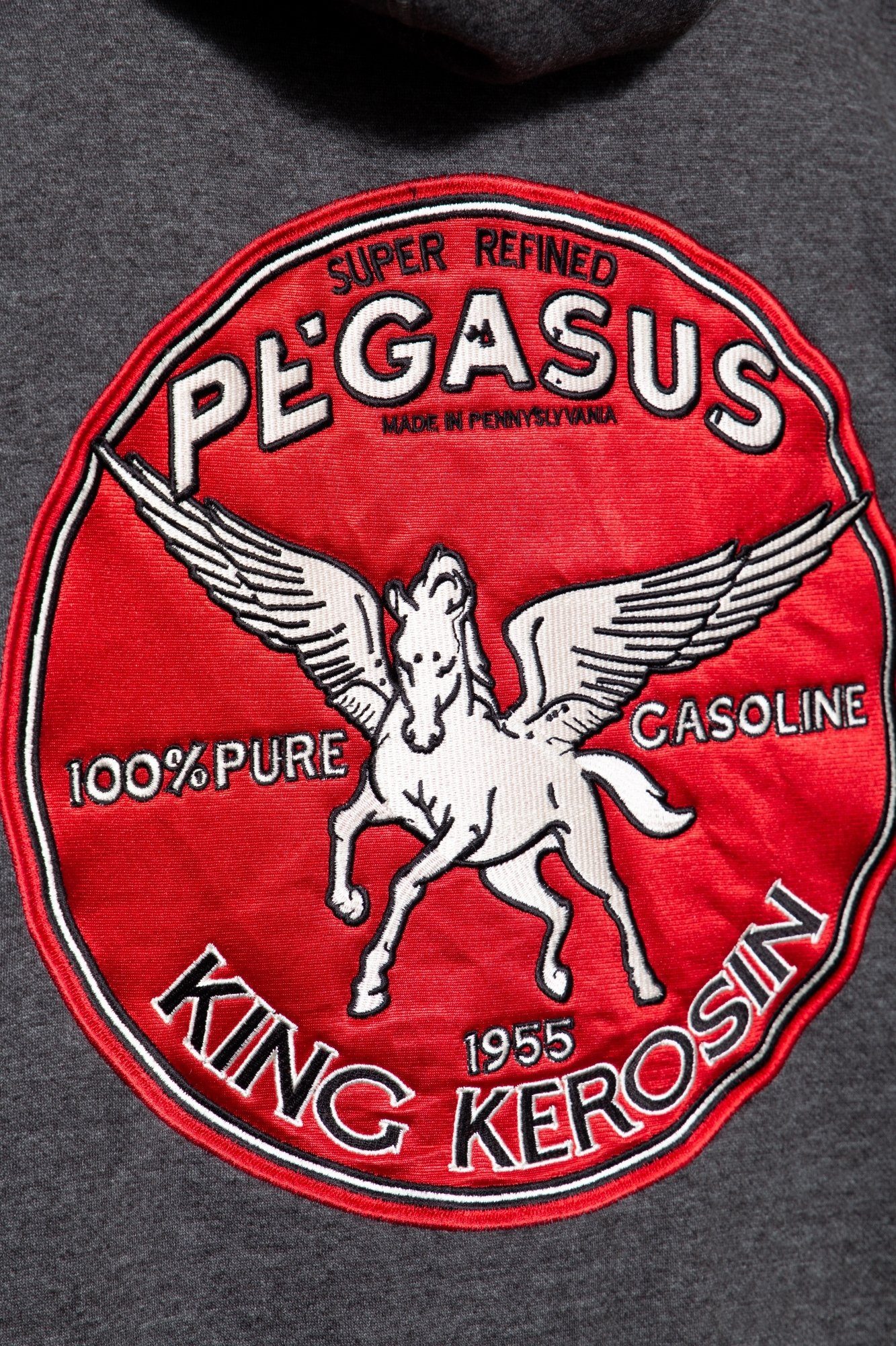 melierter in Optik Stickerei mit KingKerosin Pegasus Kapuzensweatjacke
