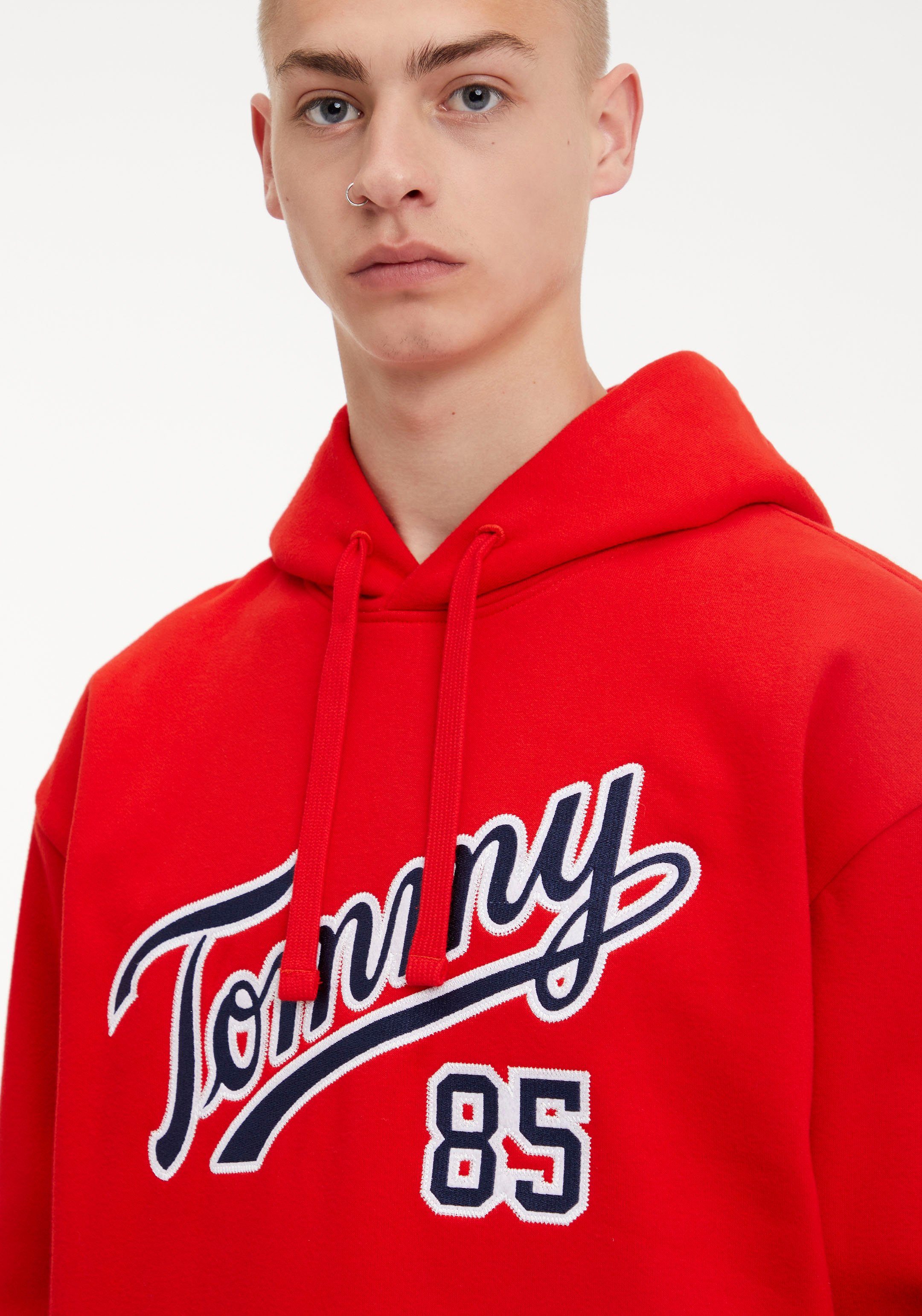 HOODIE Deep TJM Crimson Tommy Jeans RLXD 85 mit COLLEGE Kordelzug Kapuzensweatshirt