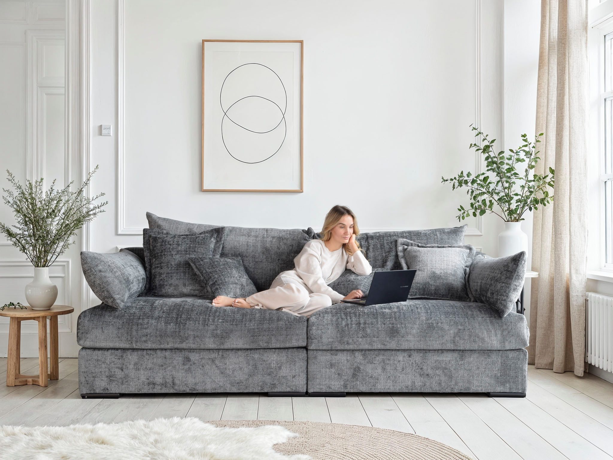 Home affaire Big-Sofa Casa XL, B: 190 cm, 4 Zierkissen, Mega-Sofa, in Cord oder Chenille-Struktur, Federkern