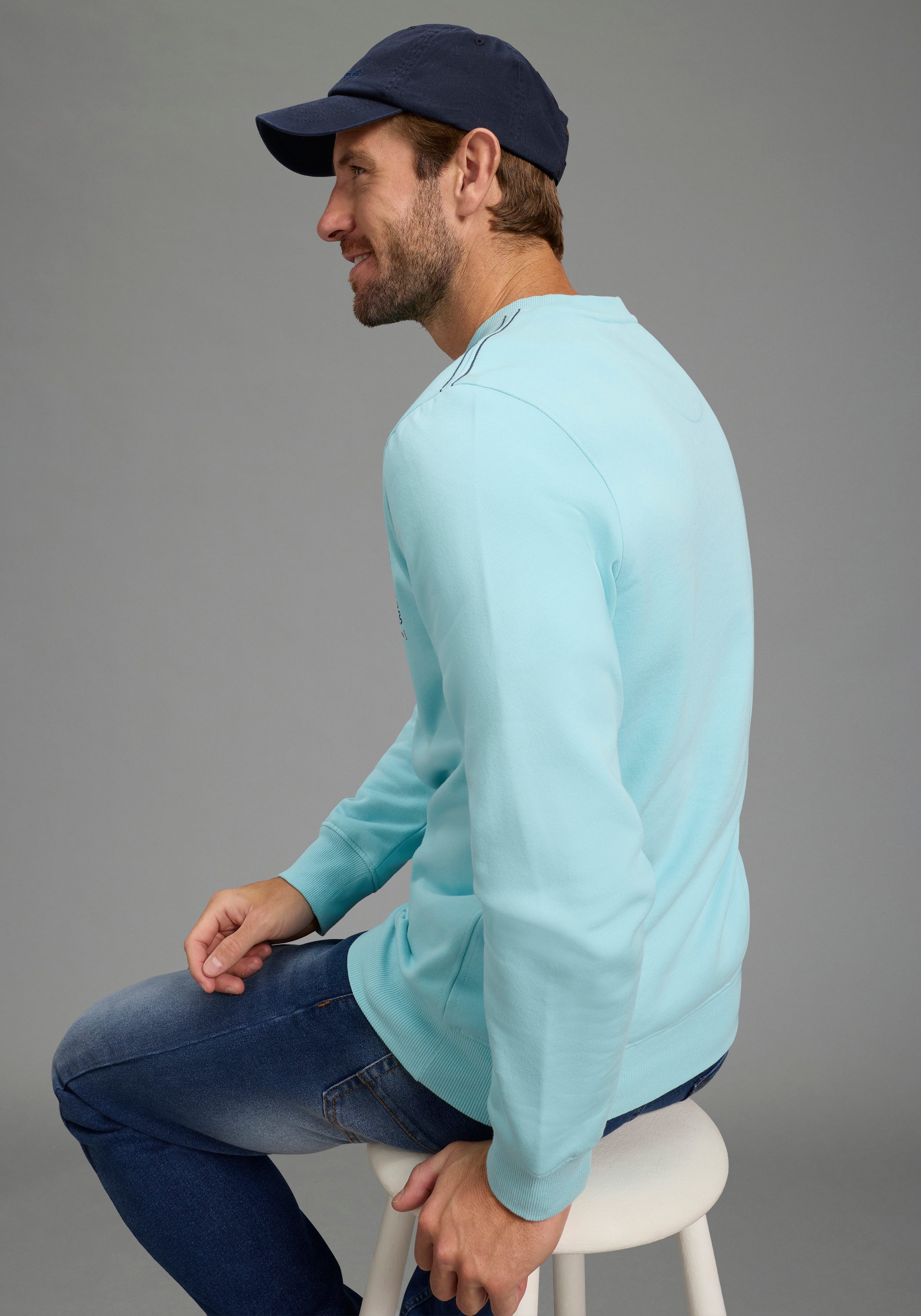 KangaROOS Sweatshirt aus angerauter Sweatware, mit Rundhalsausschnitt, Lang günstig online kaufen