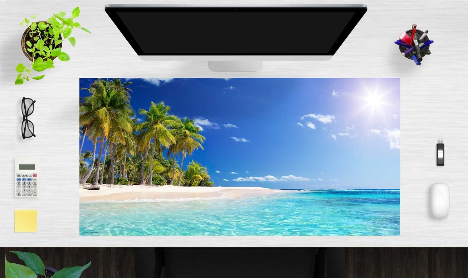 cover-your-desk.de Schreibtischaufsatz Schreibtischunterlage mit integriertem Mousepad - Palmen am Meer - 100 x 50 cm - aus hochwertigem Vinyl, (1-St)