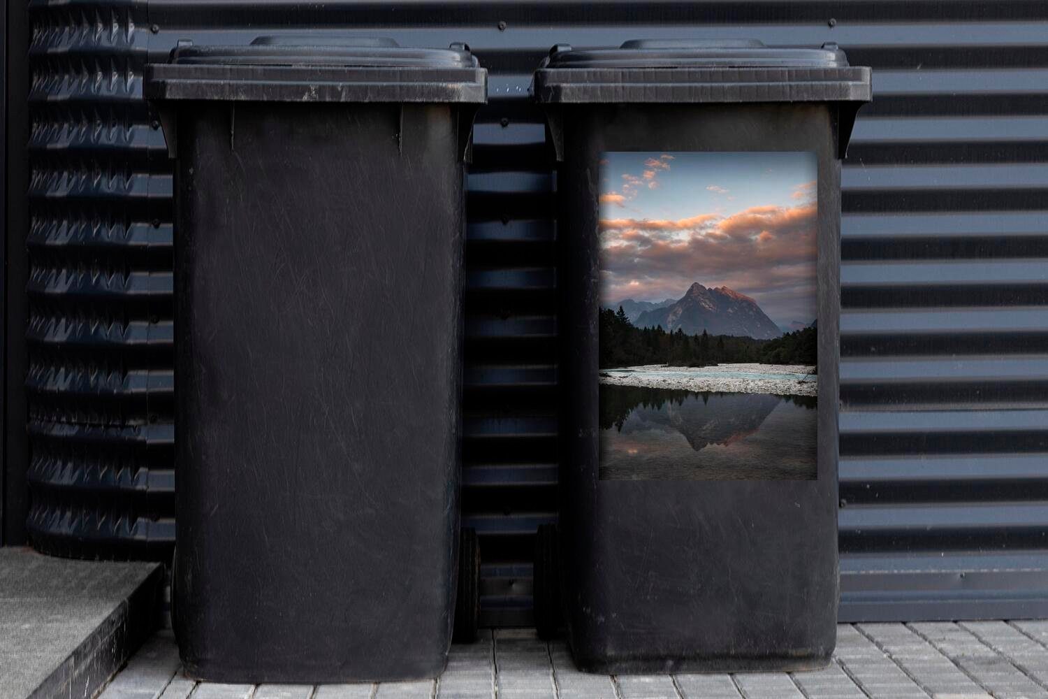 Mülltonne, die Mülleimer-aufkleber, St), Blick Container, Abfalbehälter (1 Triglav-Nationalpark MuchoWow Sticker, Julischen Wandsticker Slowenien Alpen auf in im