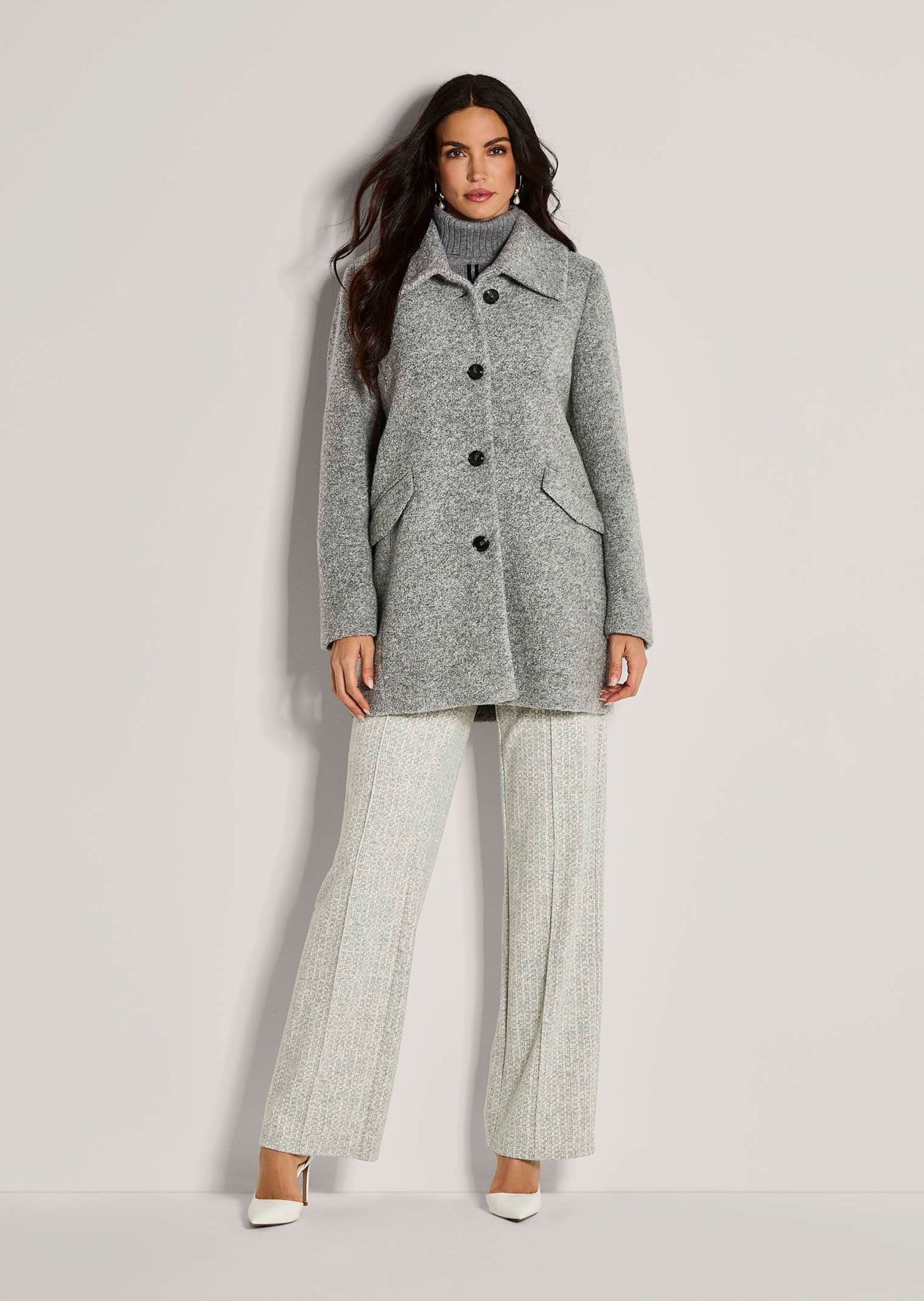 MADELEINE Kurzmantel Eleganter Kurzmantel mit Klappkragen Herbstjacke in Me günstig online kaufen