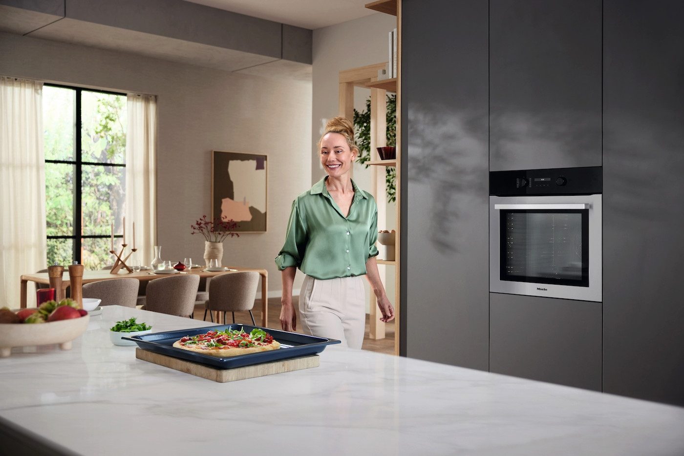 Miele Pyrolyse Backofen H 2000 H 2761 BP, mit Vollauszug, Pyrolyse-Selbstreinigung, Geringster Reinigungsaufwand dank Pyrolyse sowie per WLAN vernetzbar