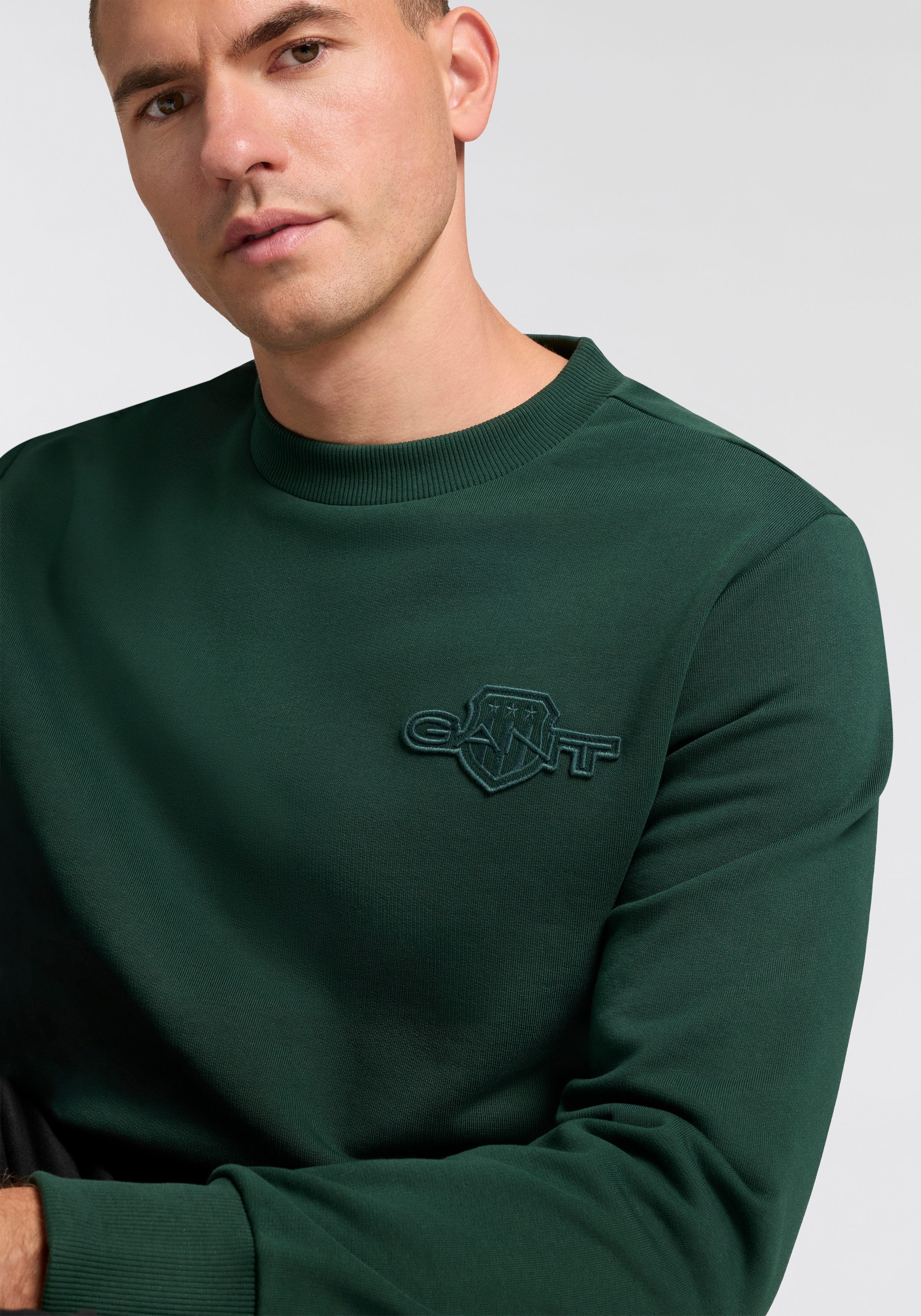 Gant Sweatshirt TONAL SHIELD Rundhals, regular fit, basic