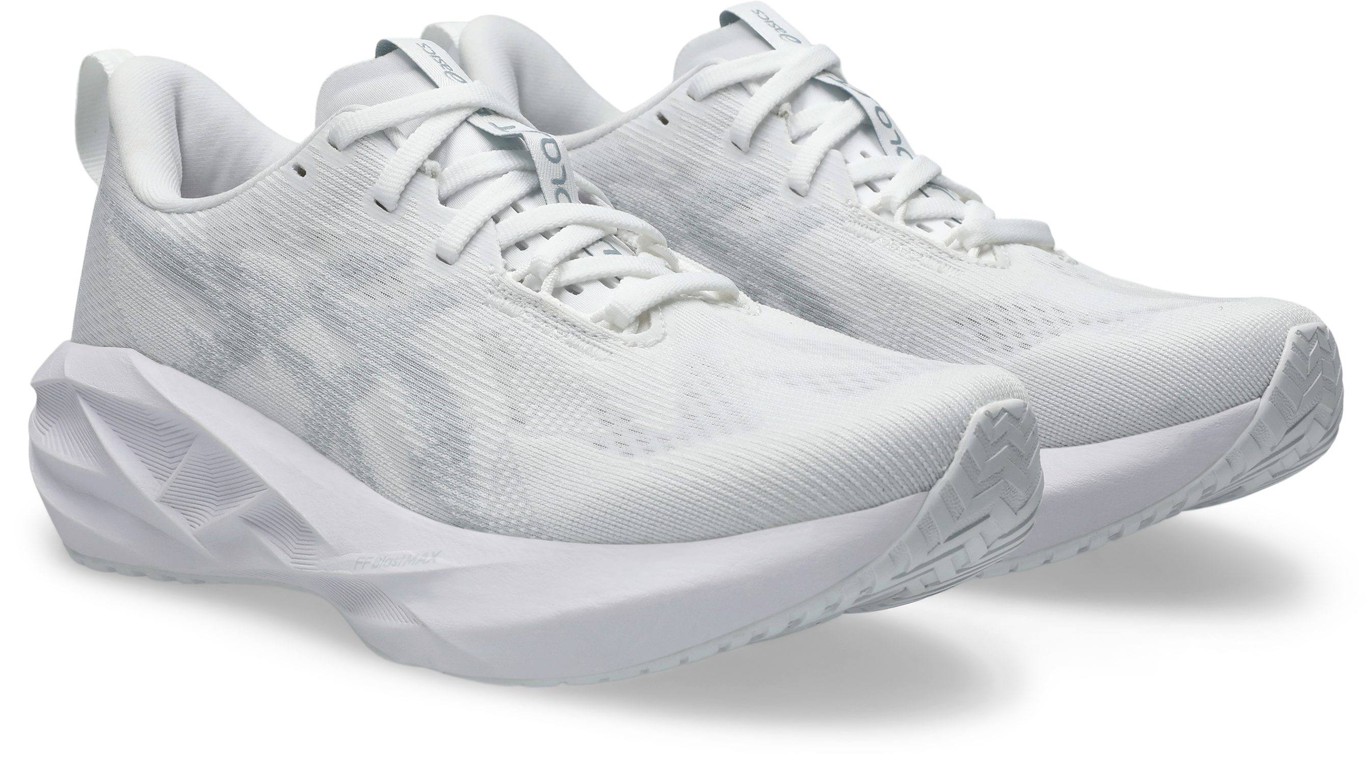 Asics NOVABLAST 5 Laufschuh mit Engineered Jacquard Mesh-Obermaterial, mit FF BLAST MAX Foam. Reduzierter Preis € 137,99. Unverbindliche Preisempfehlung € 150,00