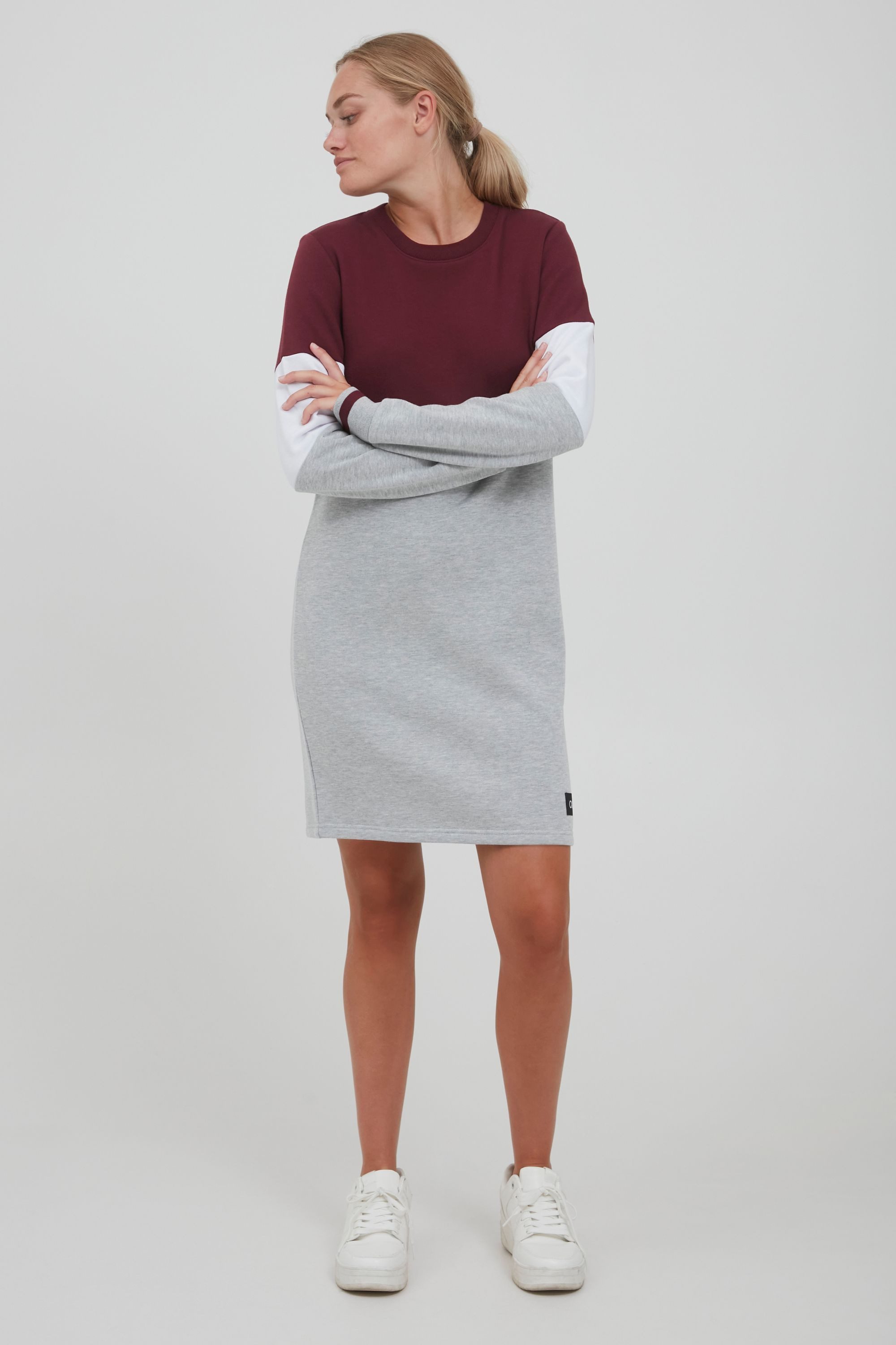 OXMO Sweatkleid OXSweat Sweatkleid in Colourblock-Optik günstig online kaufen