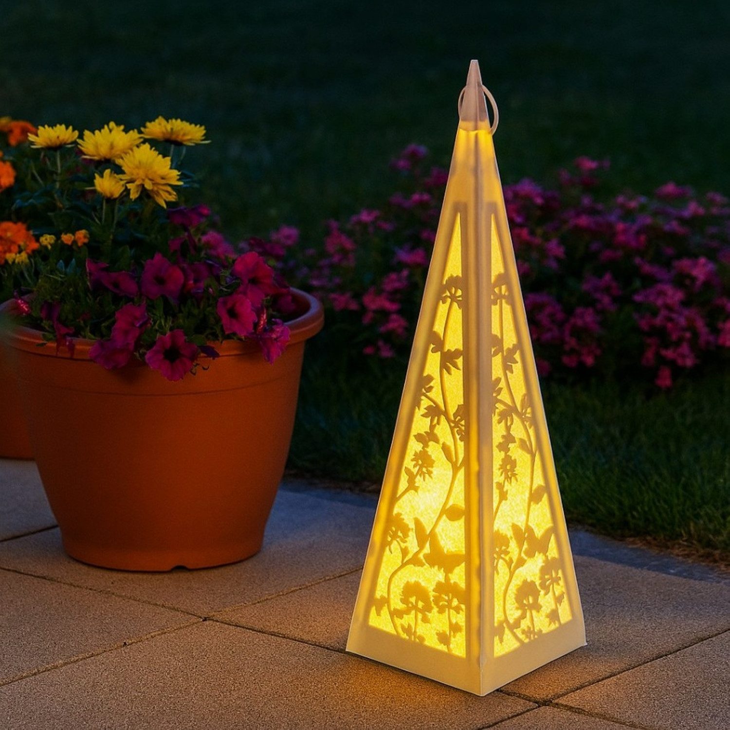LED Laterne Pyramide mit Schmetterlingen & Blumen für draußen - Outdoor