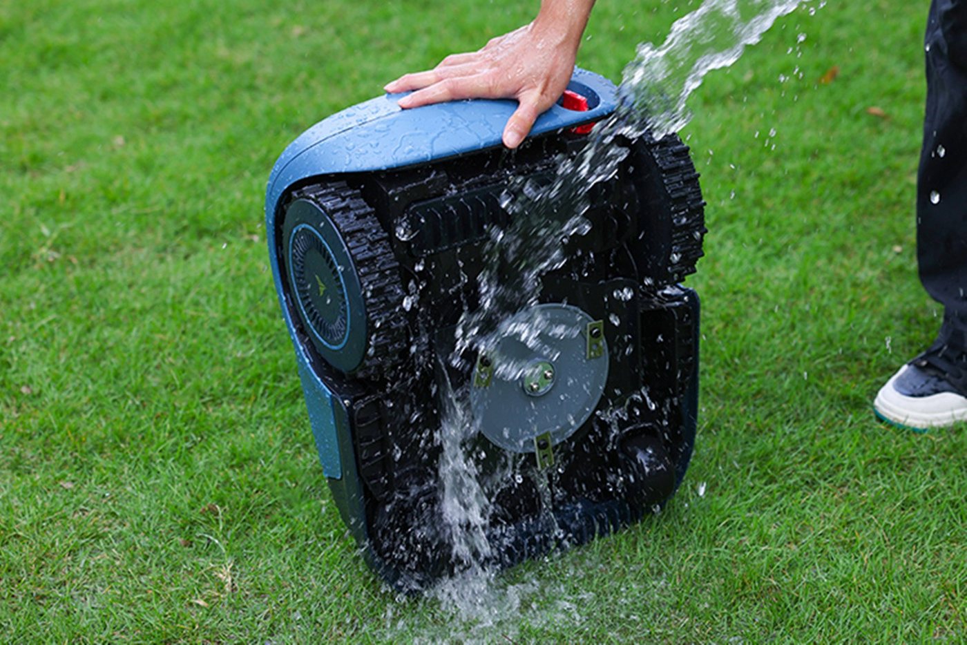 HOOKII Rasenmähroboter Schneiden des KI... HOOKII Rasenmähroboter Schneiden des KI...