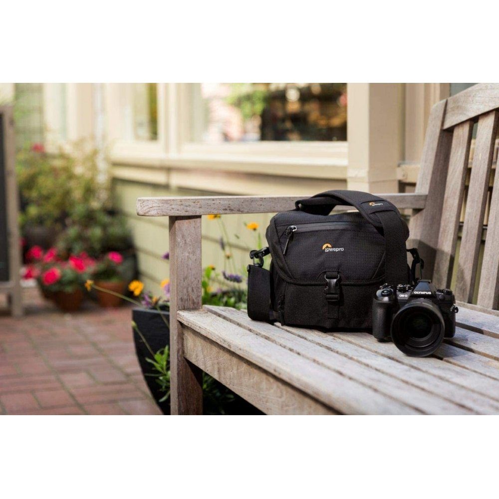 Lowepro Kameratasche Nova 140 AW II - Kameratasche - schwarz