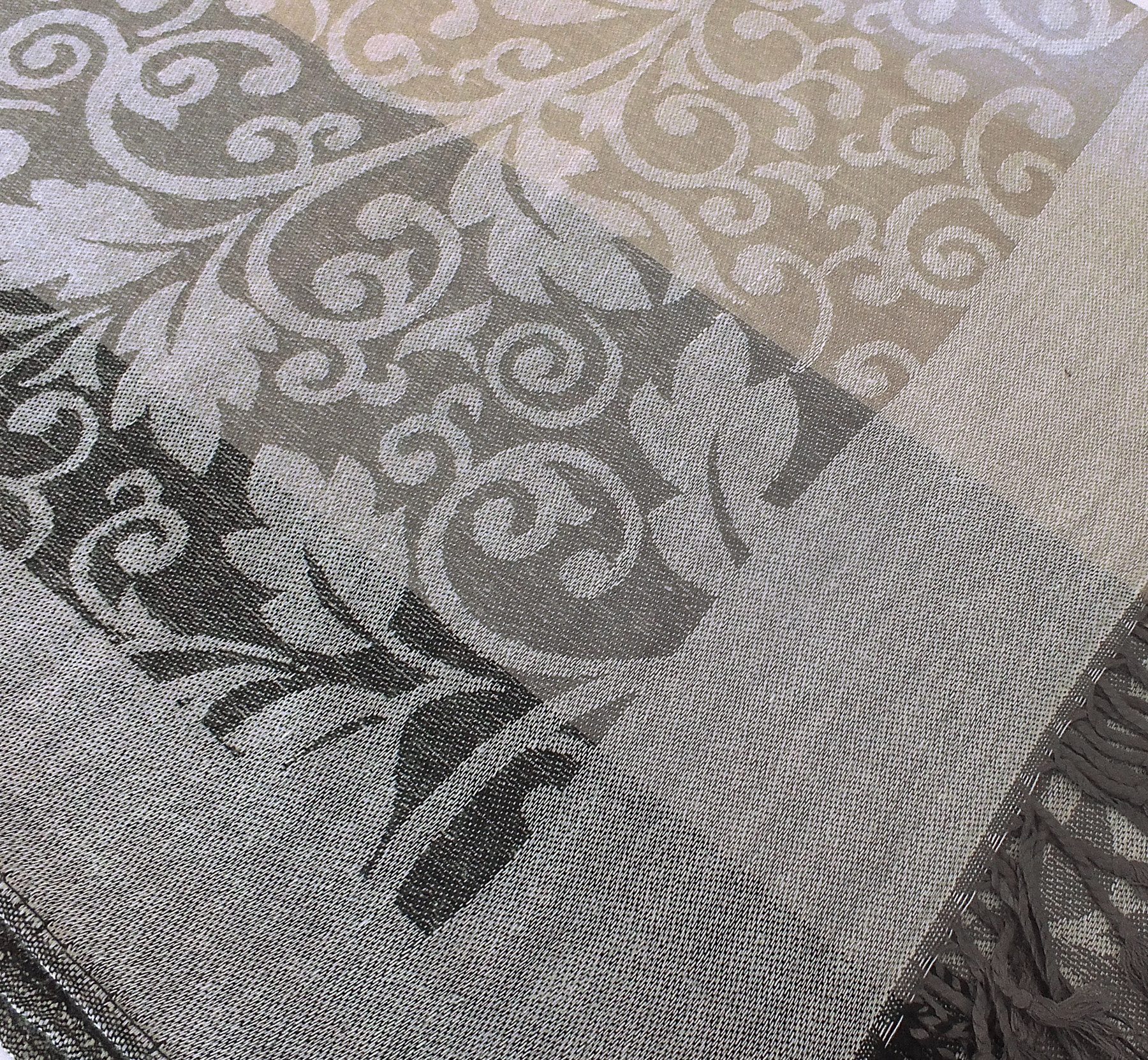 chic4home Schal Dreamy Flair, (1-St. 1-teilig), Damen Schal Stola eleganter Longschal florale Motive