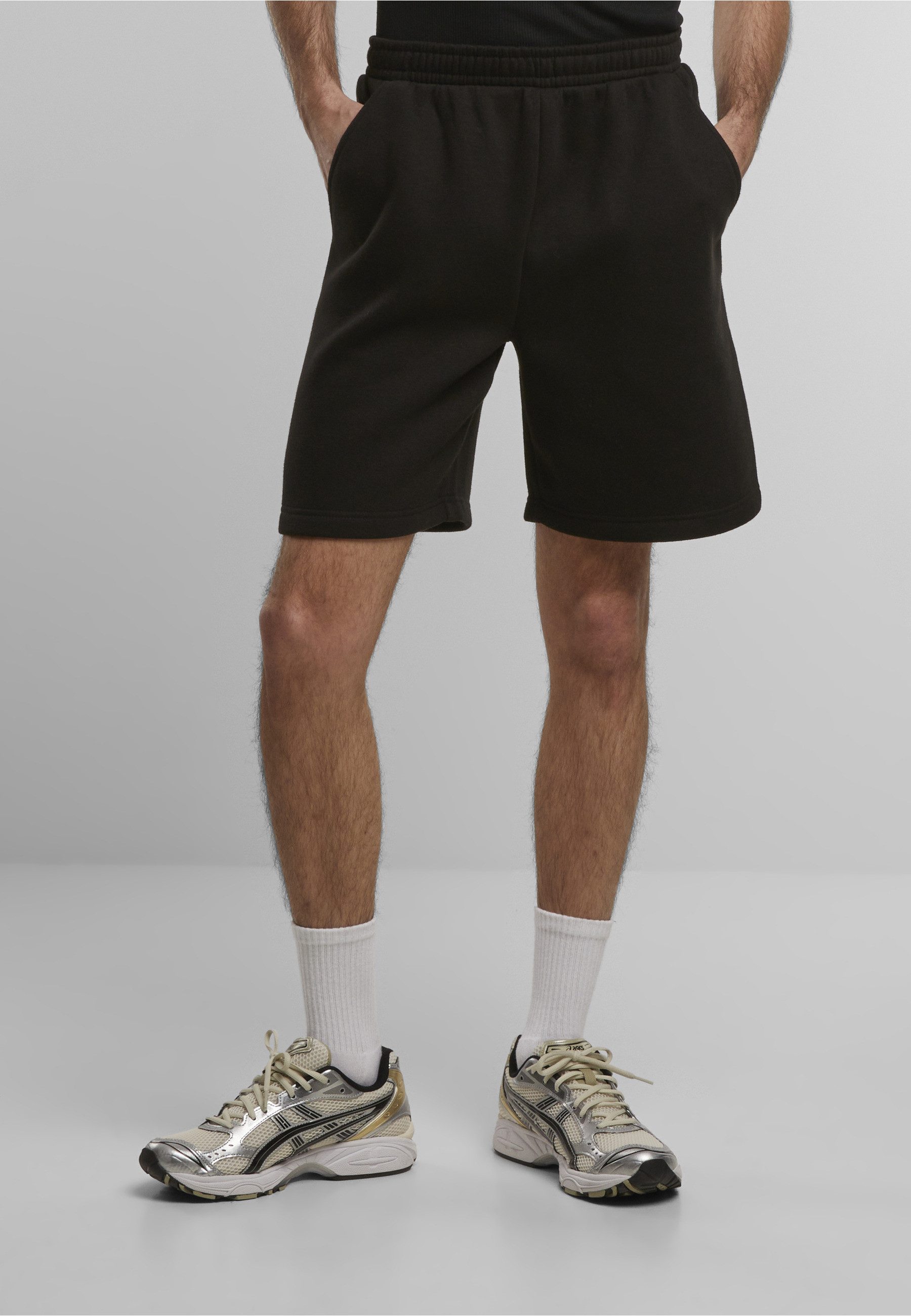 URBAN CLASSICS Sweatshorts Urban Classics Basic Essential Sweatshorts (1-tlg)