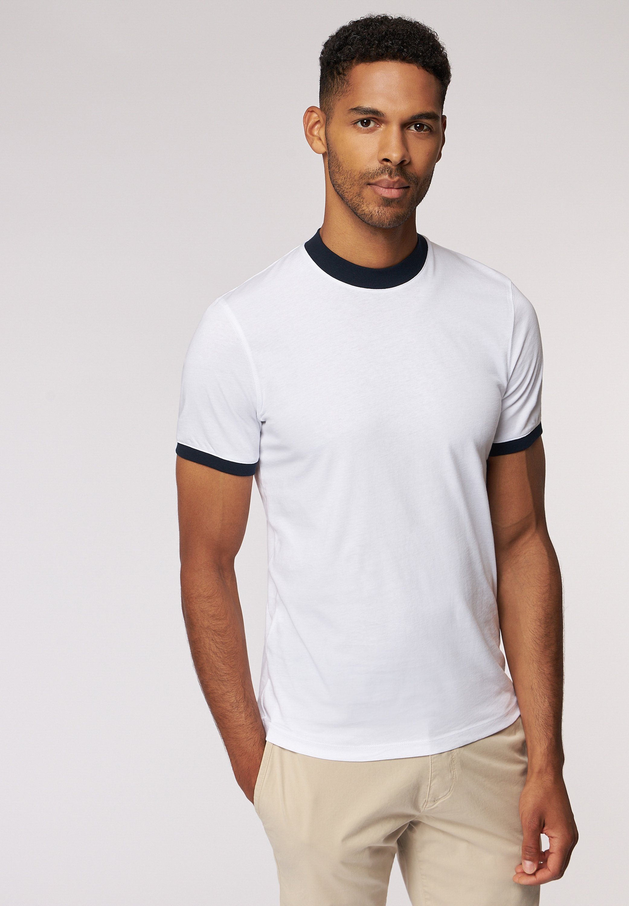 Roy Robson T-Shirt Mit Kontrastbündchen mit sportivem Design weiss