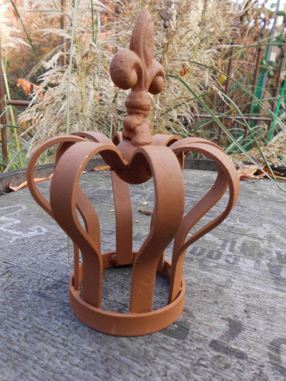 Deko-Impression Dekoobjekt Kleinere, sehr stabile Dekokrone massiv Rost 14 cm hoch (1 St)