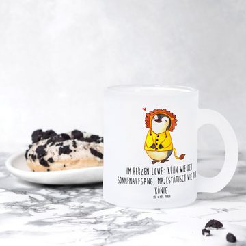 Mr. & Mrs. Panda Teeglas Löwe Astrologie - Transparent - Geschenk, Tasse, Tasse mit Henkel, St, Premium Glas, Liebevolles Design