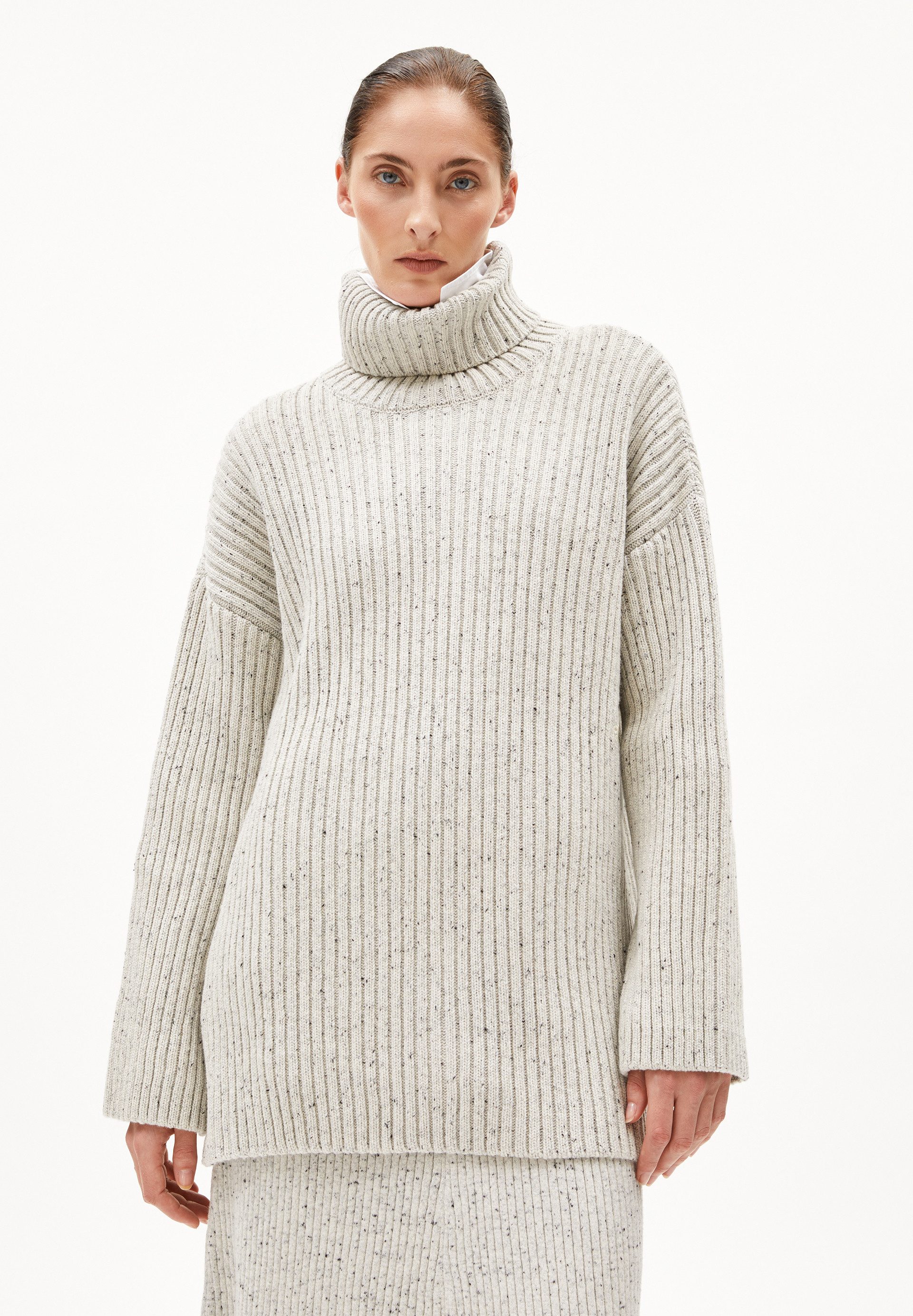 Armedangels Вязаные свитера SABIRAA TWEED Пуловеры aus recyclem Bio-Woll Mix (Loose Fit) Rollkragen