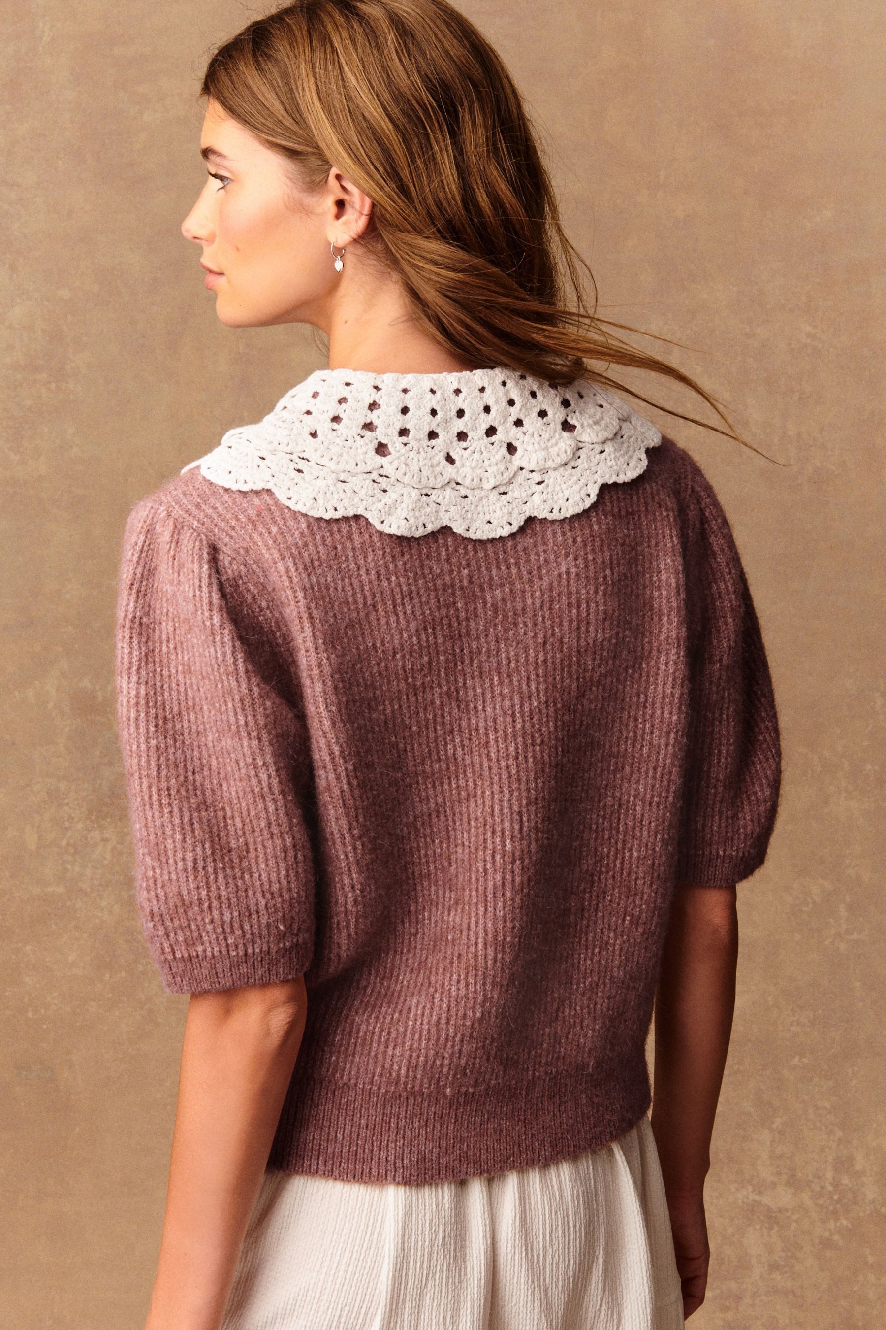 Next Strickjacke Kurzärmelige Strickjacke mit Häkelkragen günstig online kaufen