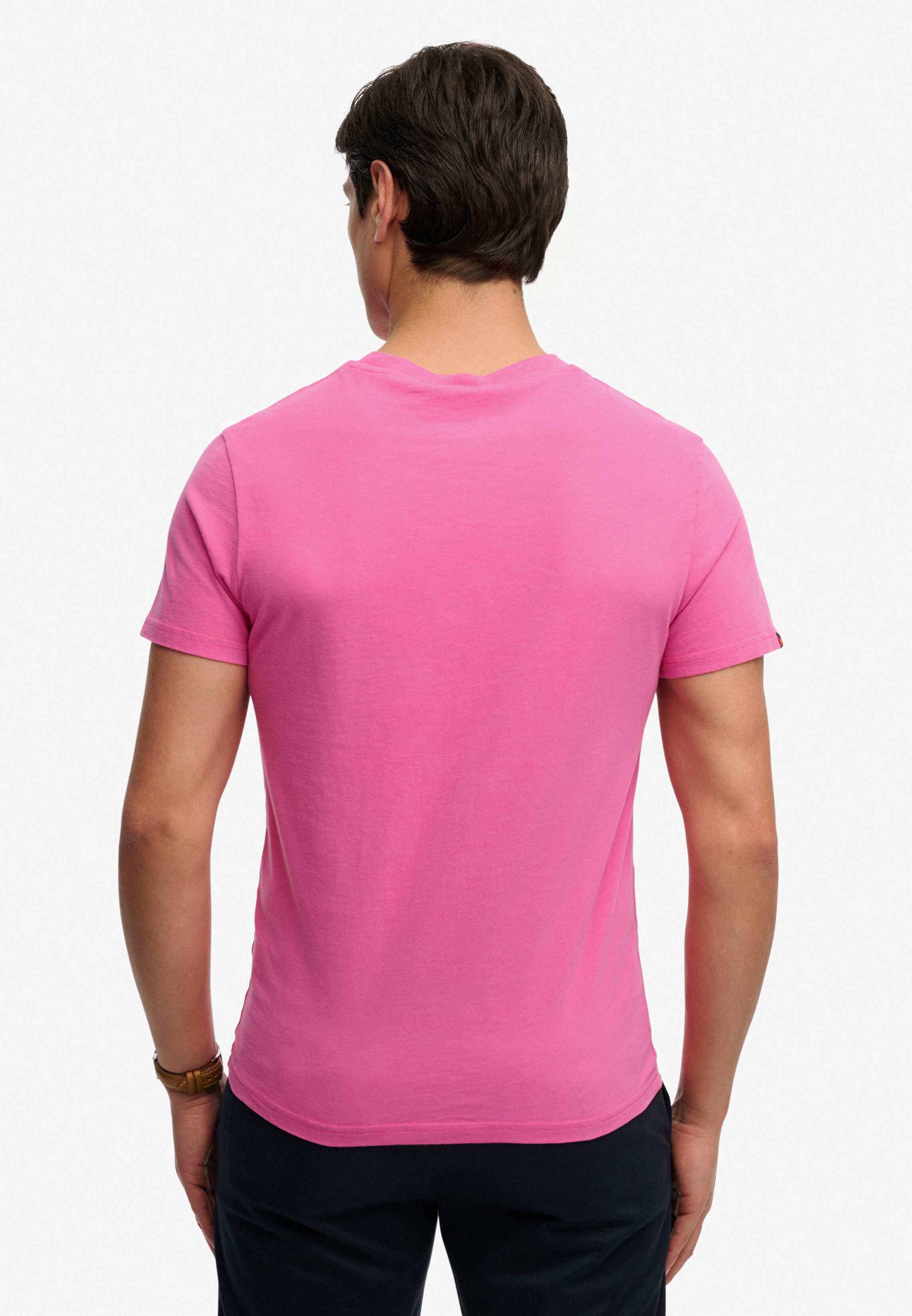Superdry Rundhalsshirt ESSENTIAL LOGO EMB TEE aus Baumwolle und Single Jersey, Slim Fit, Kurzarm, hüftlang