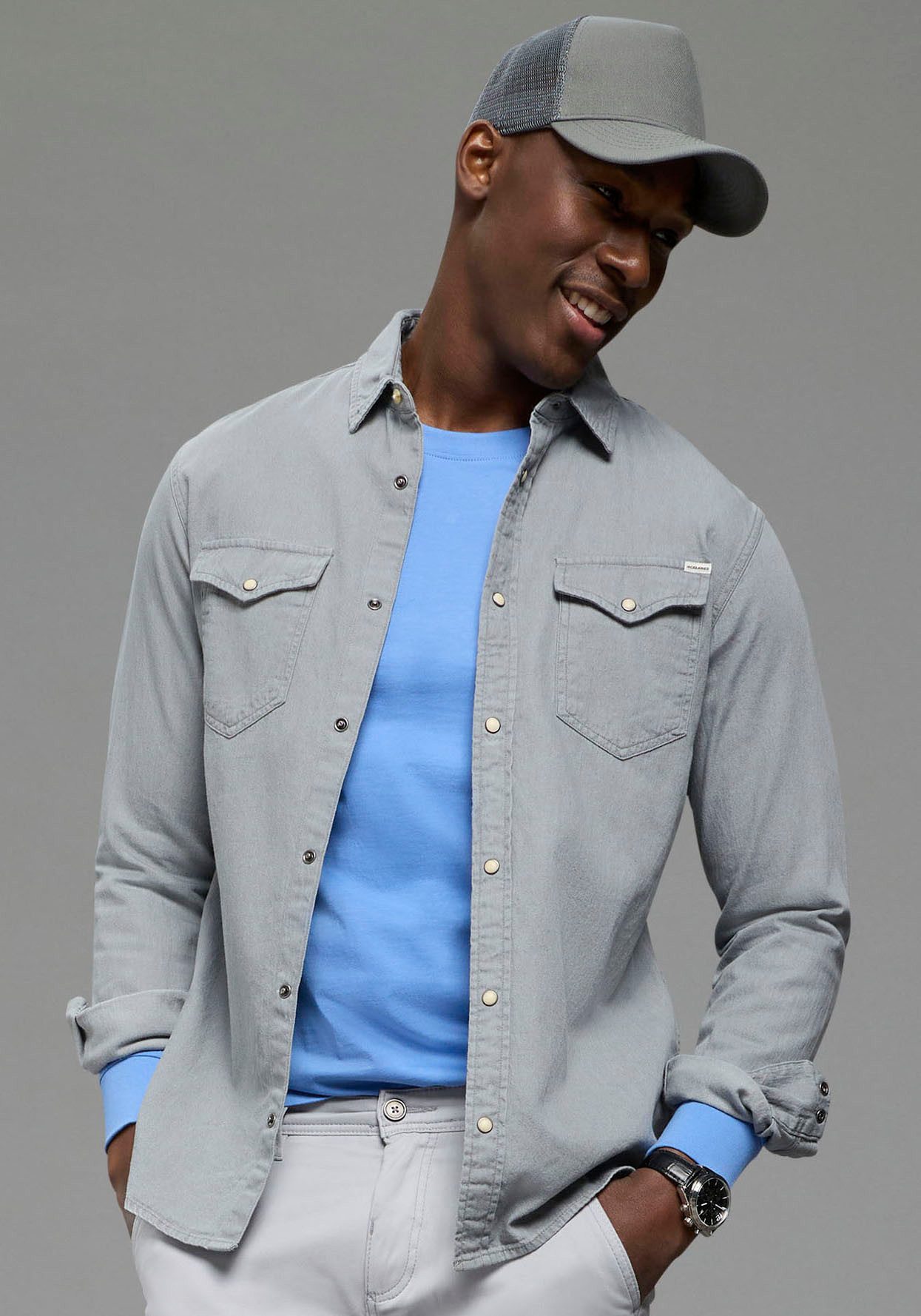 Man's World Outdoorhut mit trendigem Netzeinsatz und verstellbarem Riegel hinten - NEW. € 14,99, (€ 14,99 pro 1 Stk).