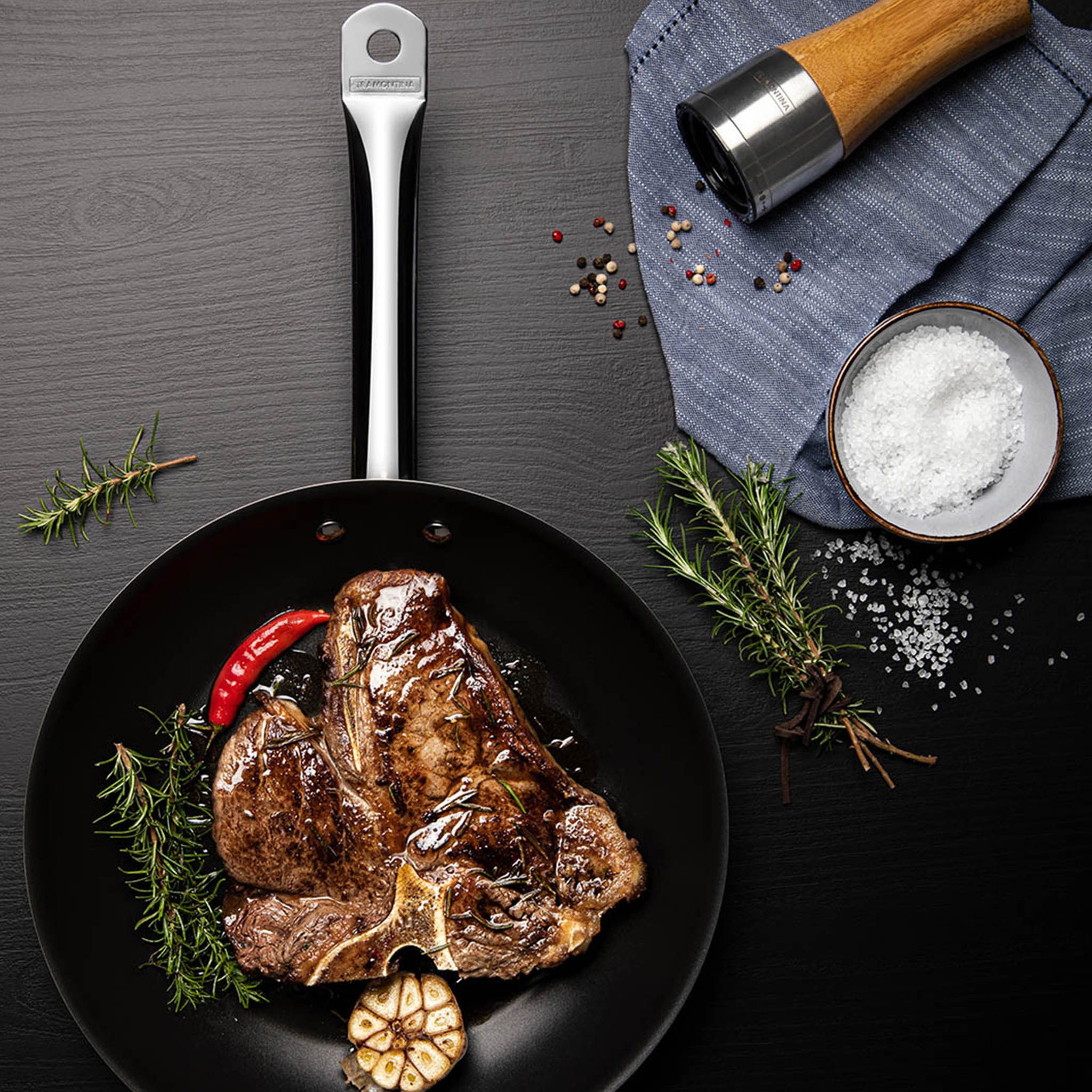 Tramontina Bratpfanne PROFESSIONAL - mit Antihaftbeschichtung, Edelstahl (1-tlg), Antihaftversiegelung, alle Herdarten, Induktion