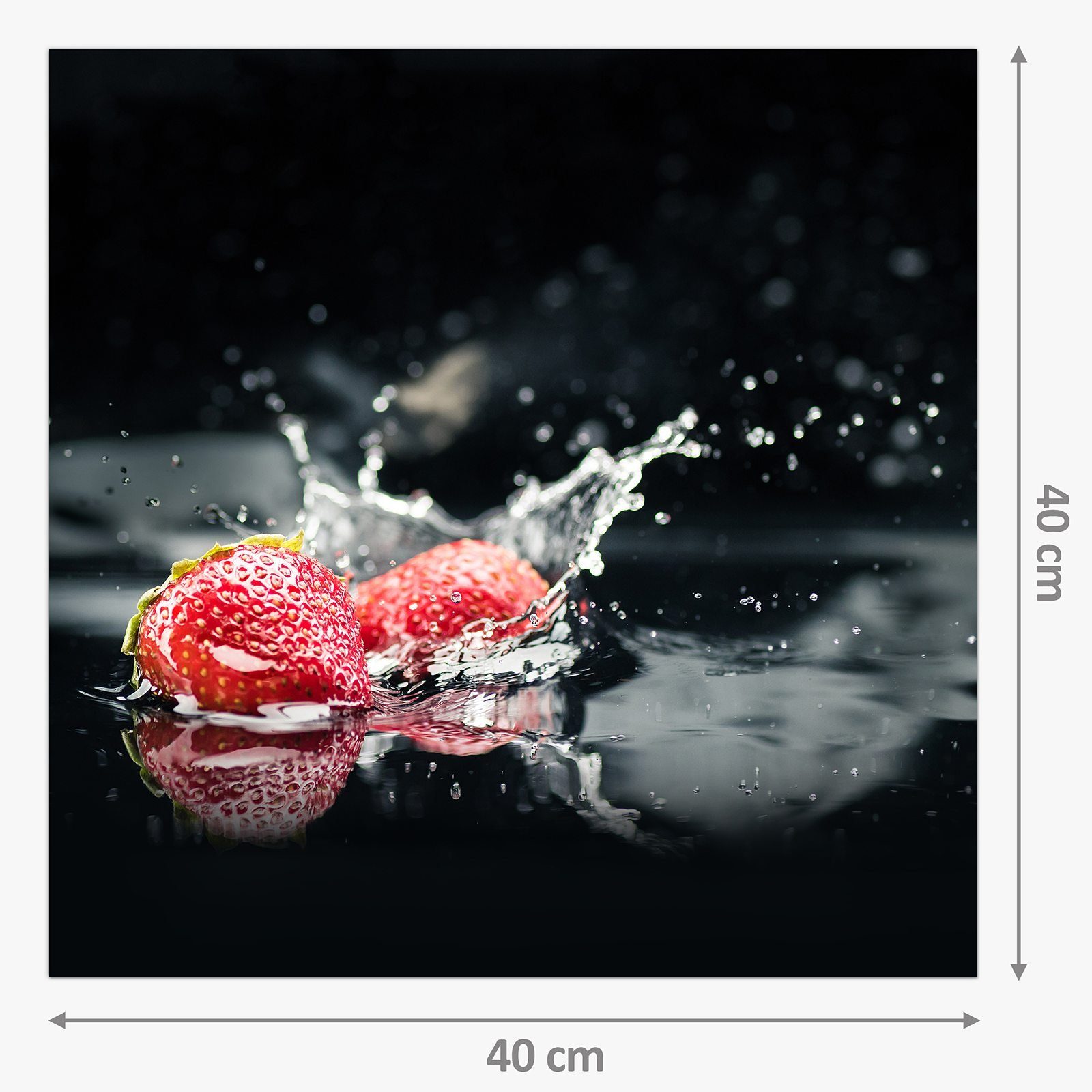Primedeco Küchenrückwand Motiv Glas im Wasser Küchenrückwand Erdbeeren mit Splash Spritzschutz