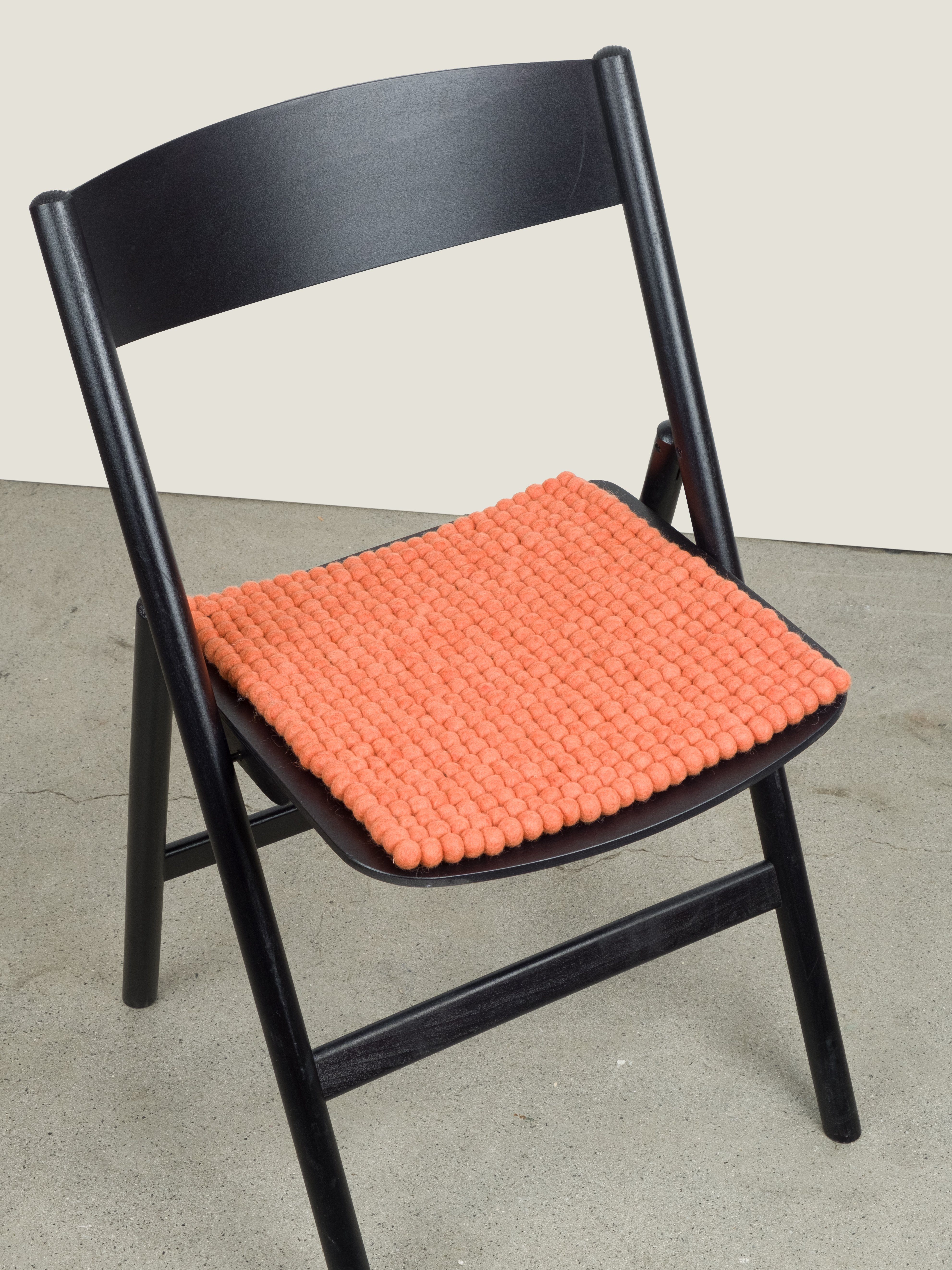 myfelt Stuhlkissen Sitzauflage Lea cm, - Filzkugel Schurwolle, quadratisch, eckig x 36 100% reiner 36 schmutzabweisend