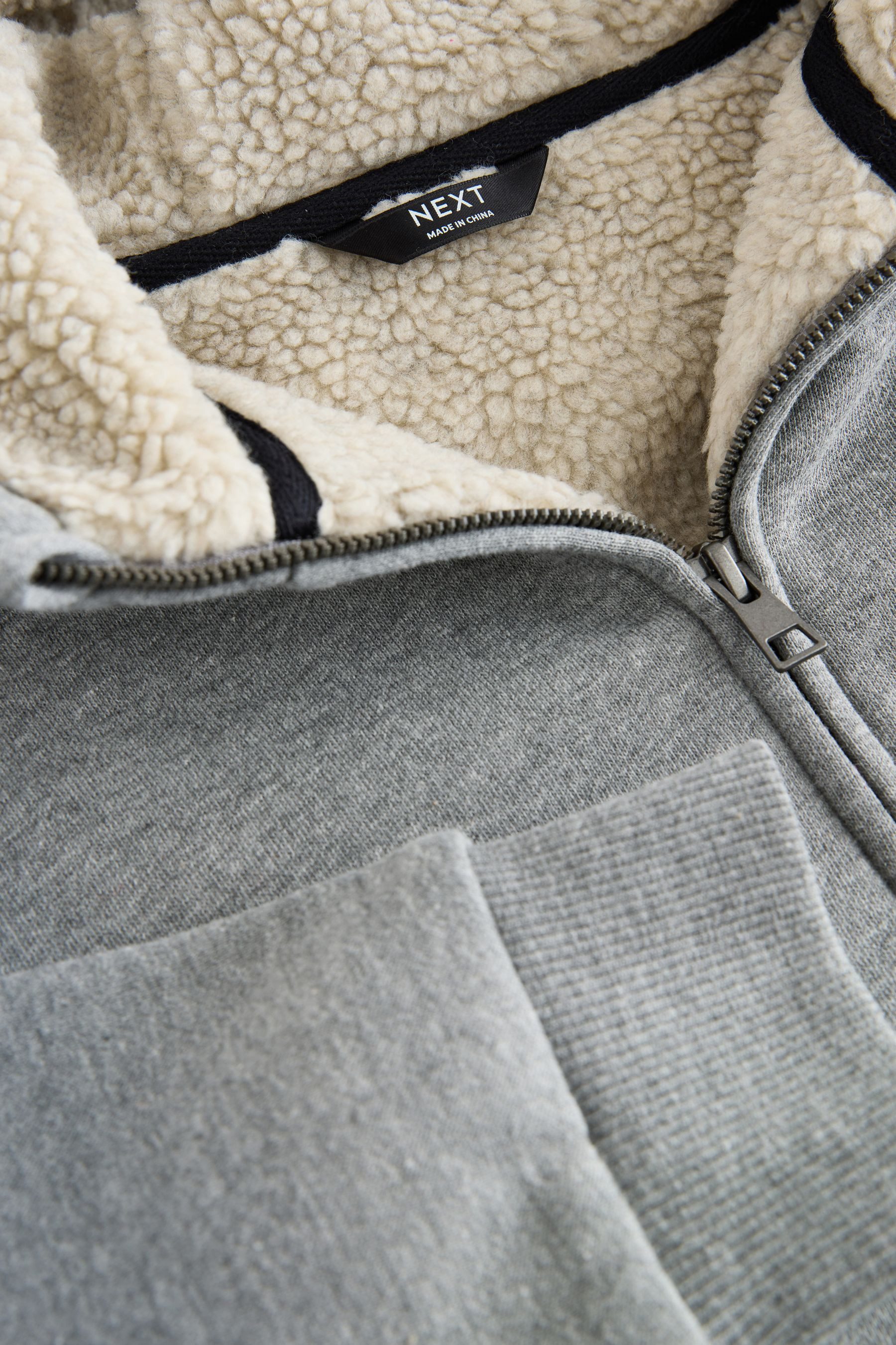 Next Kapuzenfleecejacke Kapuzenjacke aus Teddyfleece mit Reissverschluss (1-St)
