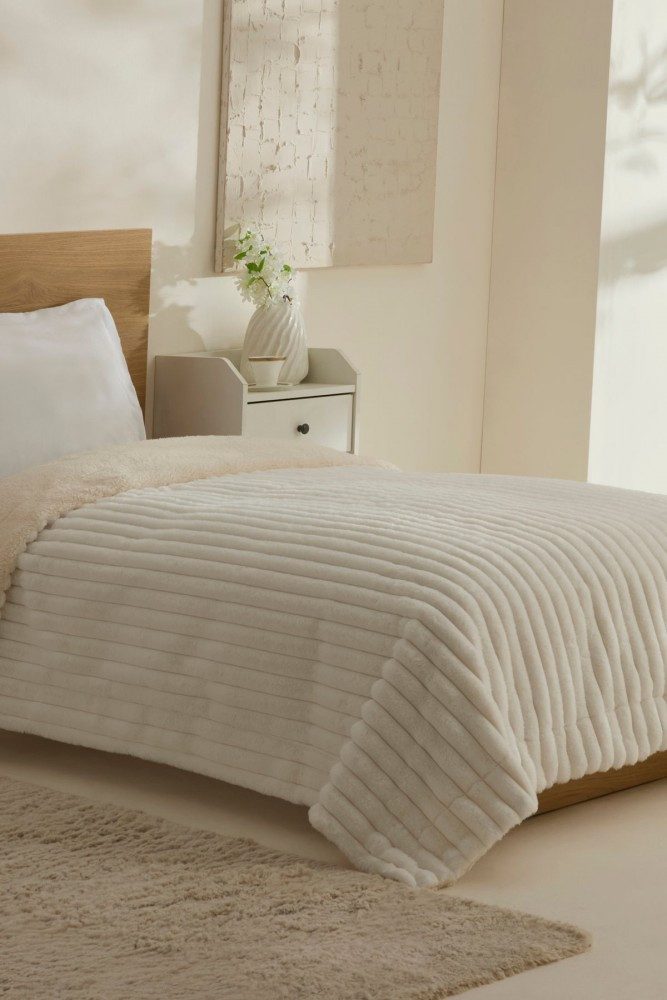 Karaca Tagesdecke Karaca Stripe Sherpa Weiße Decke Tagesdecke Bettdecke 150x200