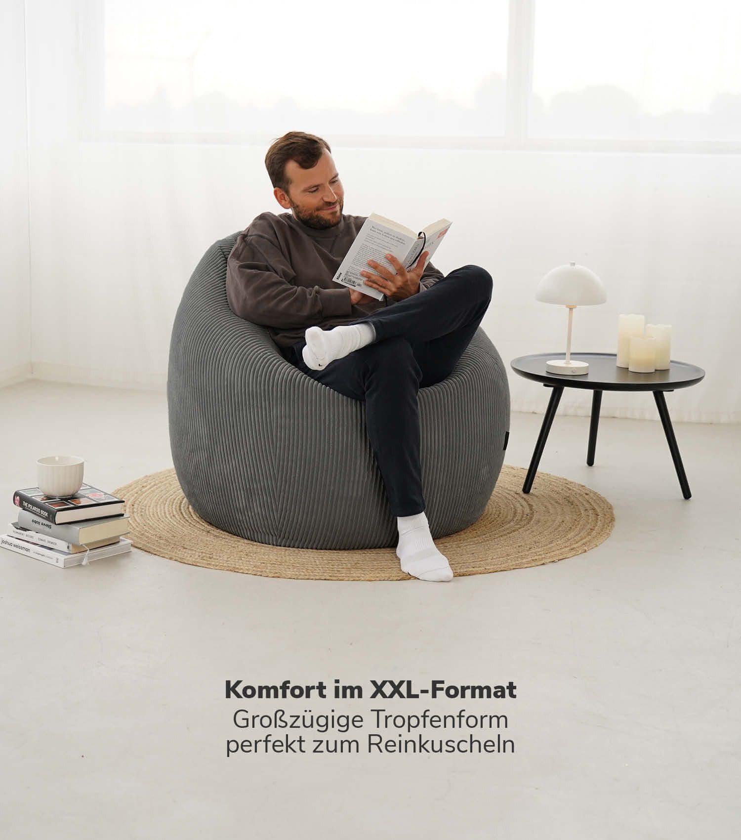 mokebo Sitzsack Der Tagträumer (aus Cordstoff), Bean Bag XXL aus Cord, Sitzkissen, Gaming Stuhl, Bodenkissen Anthrazit