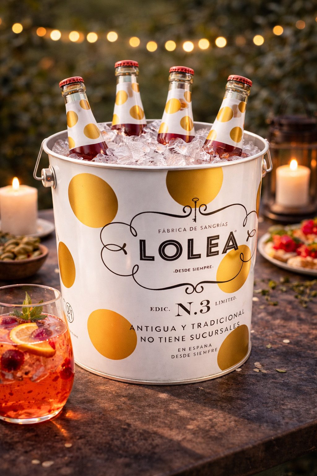 Mixcompany Weinkühler Lolea Sangria No.3 Flaschenkühler – Original Getränkekühler in Weiß