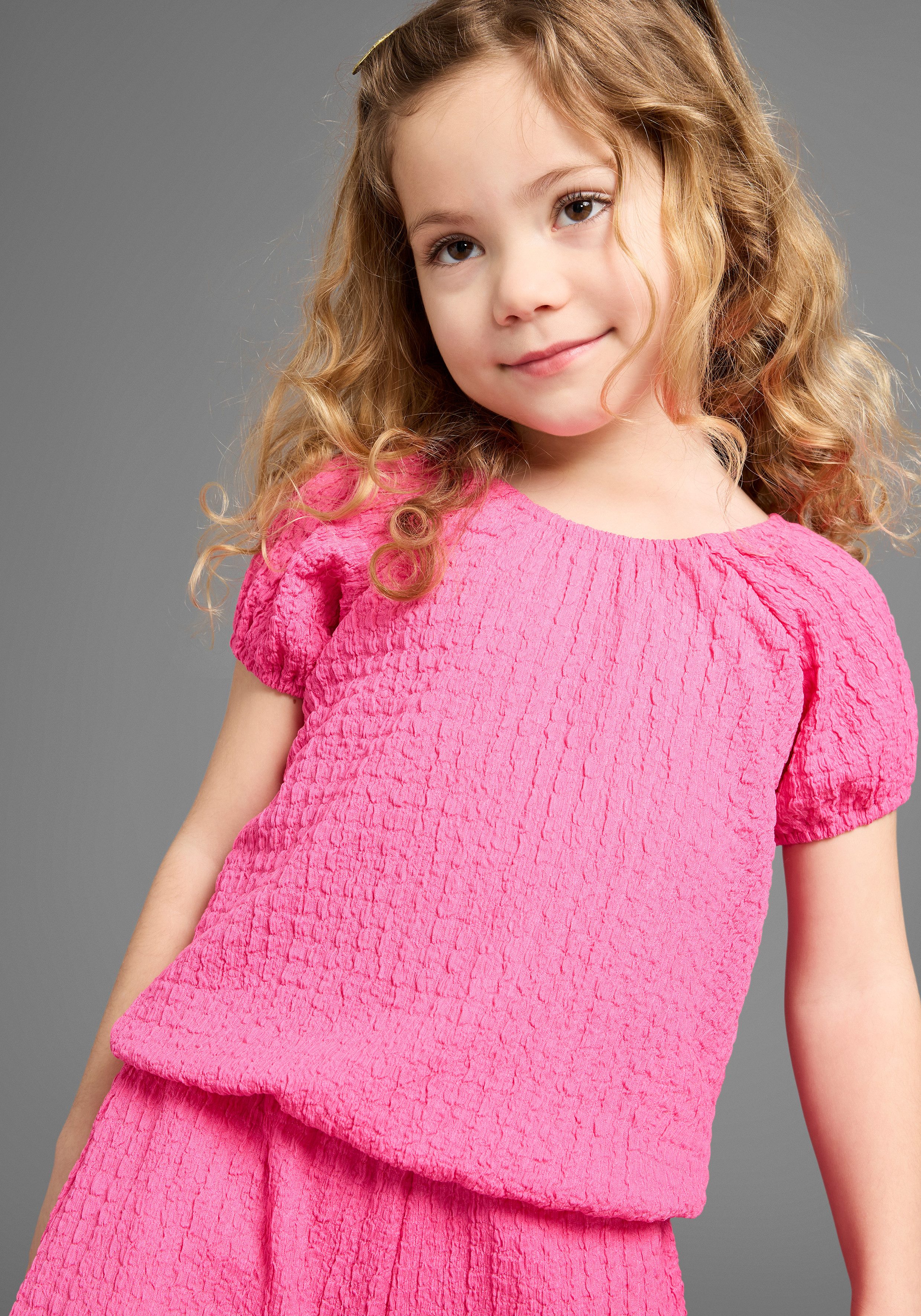 KIDSWORLD Shirt & Hose Set: Carmen-Top + Hose (Set, 2-tlg., 2) Ganzes Outfit: Shirt mit Raglanärmeln und Hose