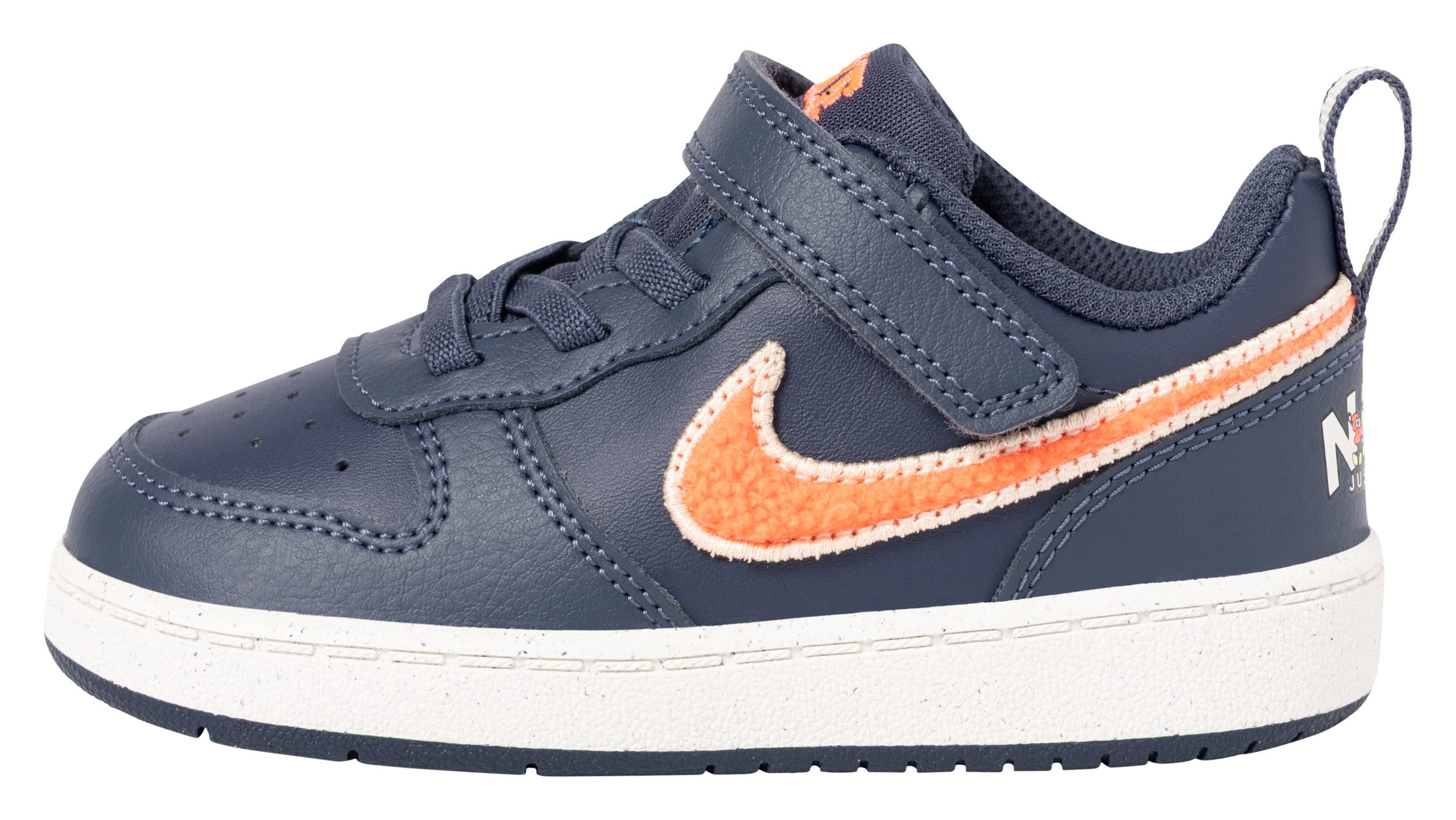 Nike Sportswear Court Borough Low (TD) Sneaker (für Kinder) Design auf den Spuren des Air Force 1